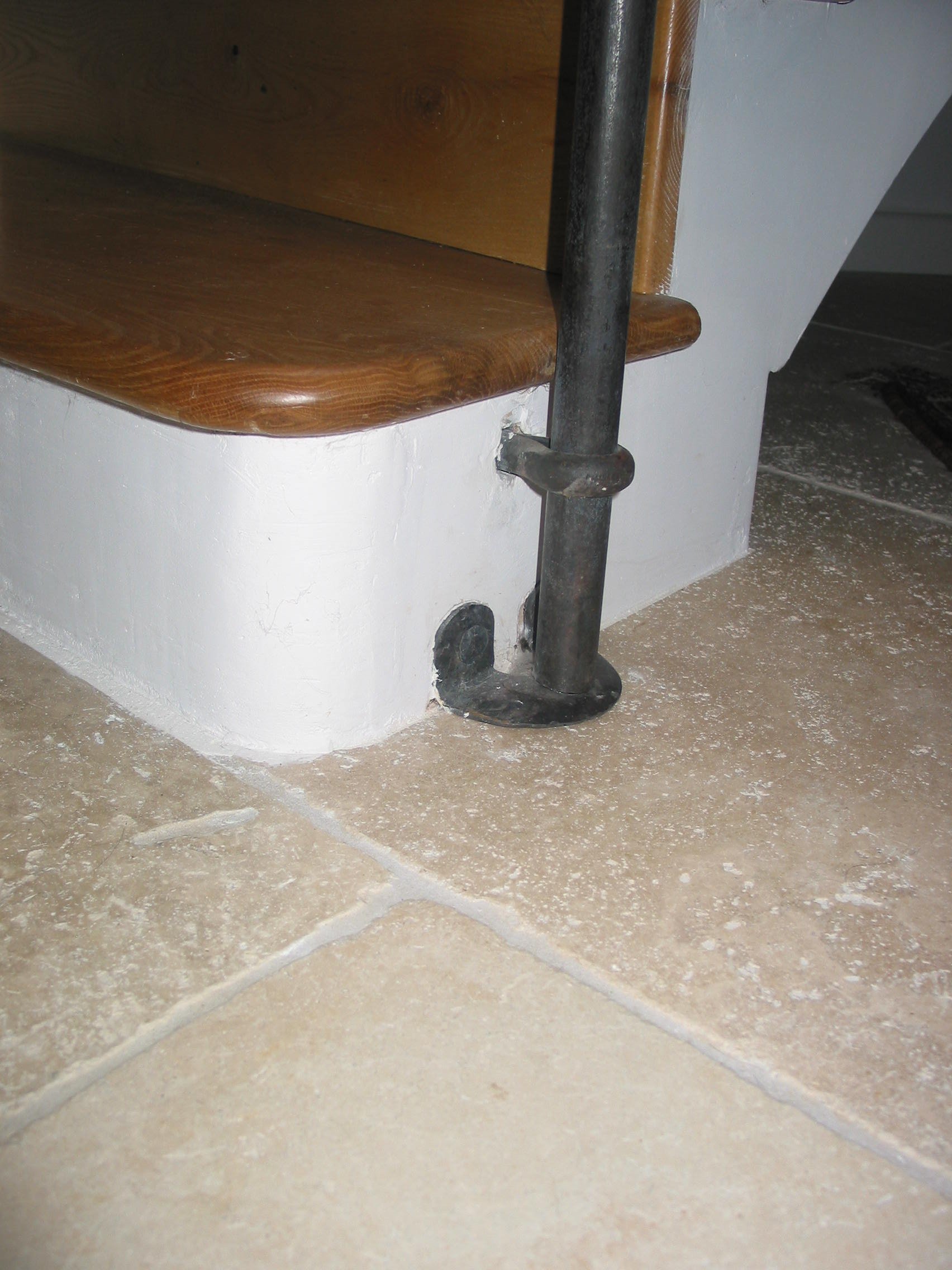 Newel post fix