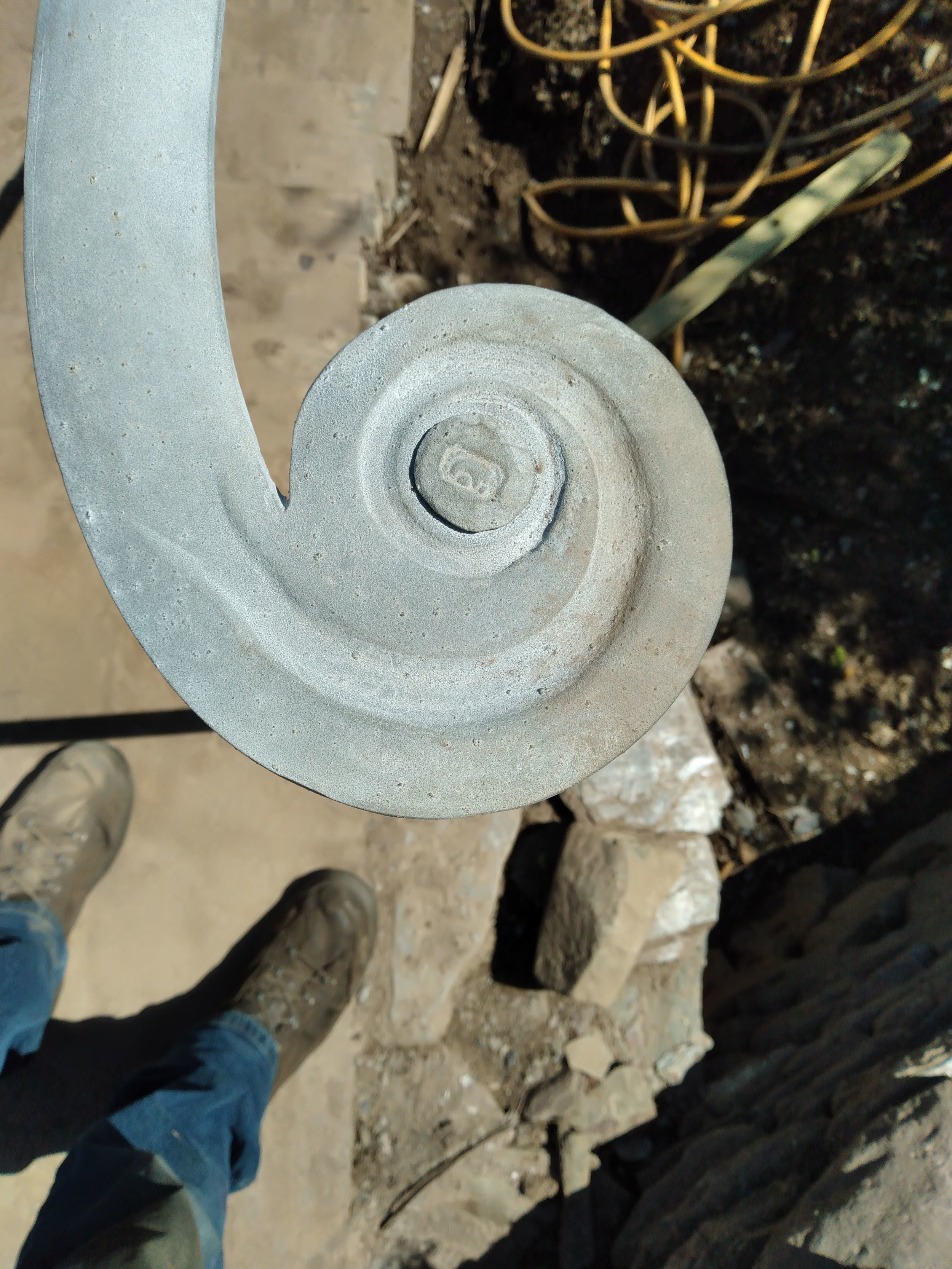 rail end detail strete.jpg