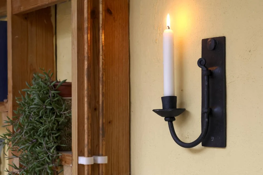 41 swivel wall sconce 1.jpg
