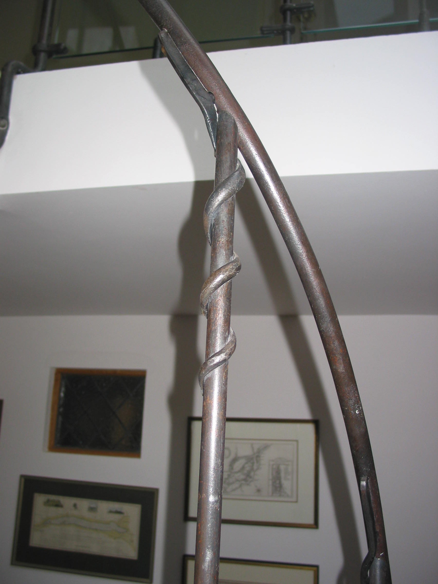 Handrail to stanchion connection