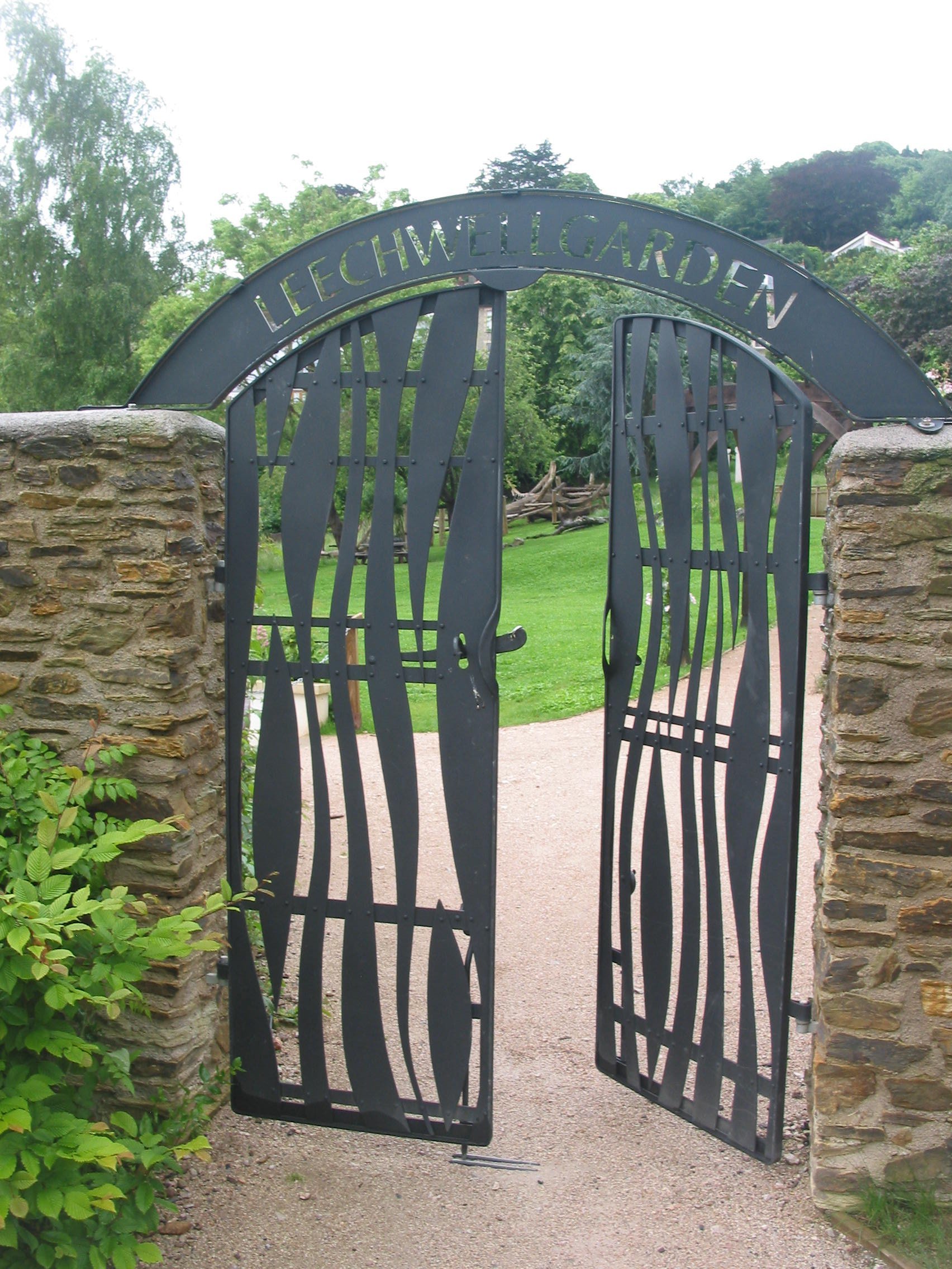 Leechwell gates (JC)
