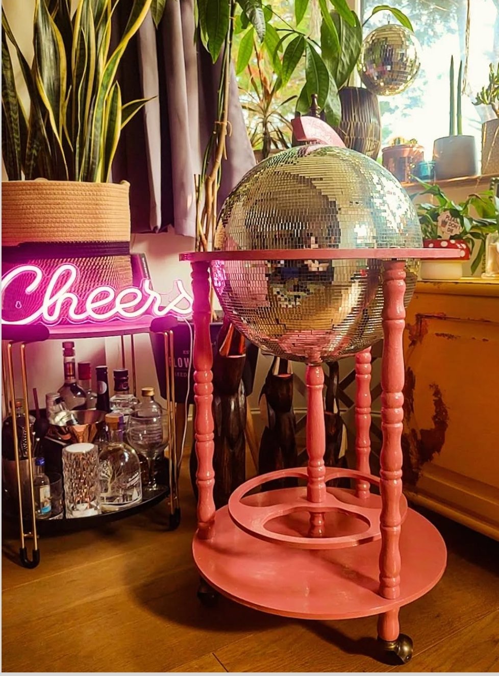 Discoholics drinks bar