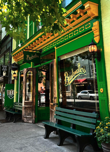 Irish pub. Fun environment.