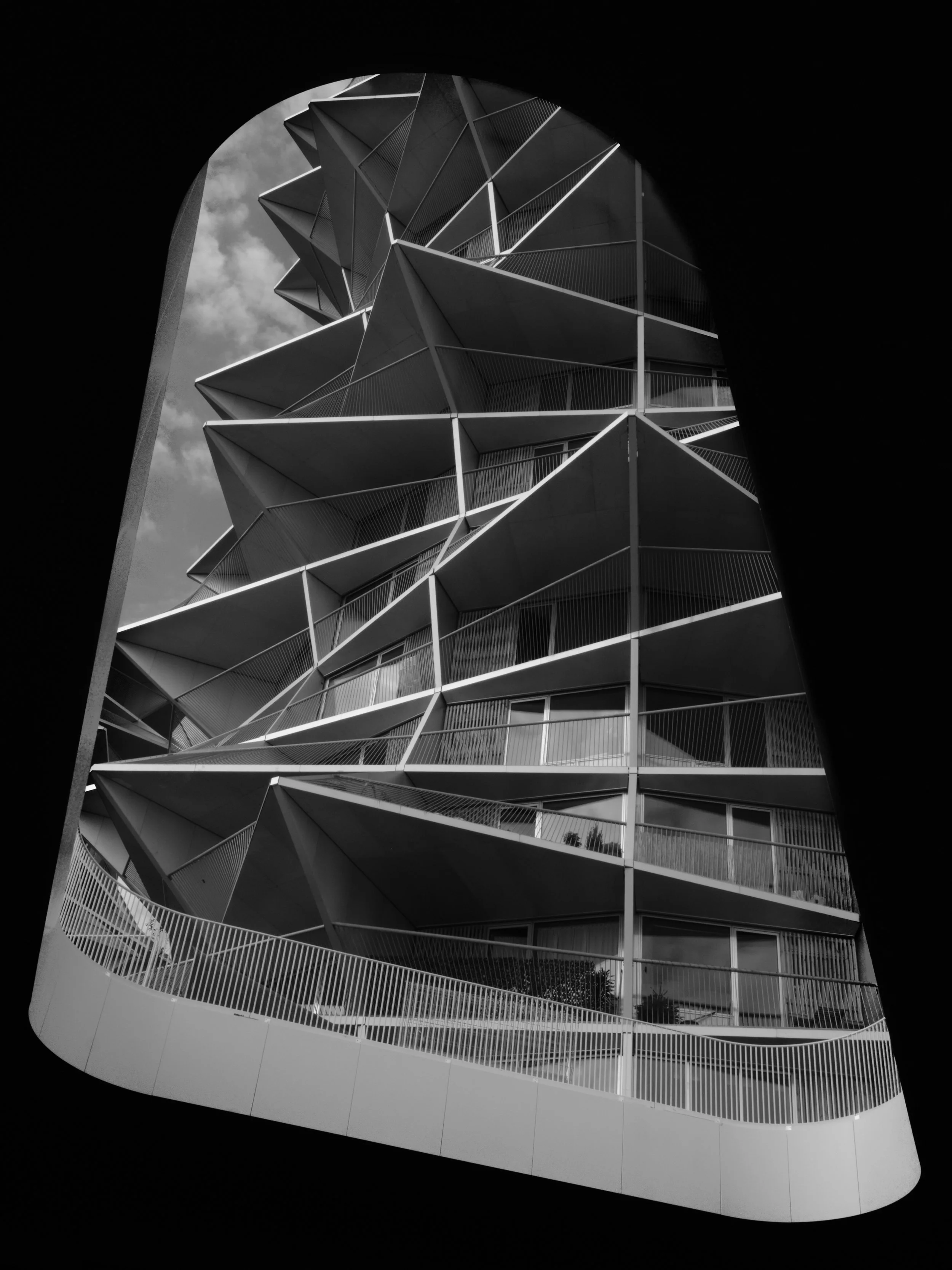 Momento Portfolio 2024 0002.jpg