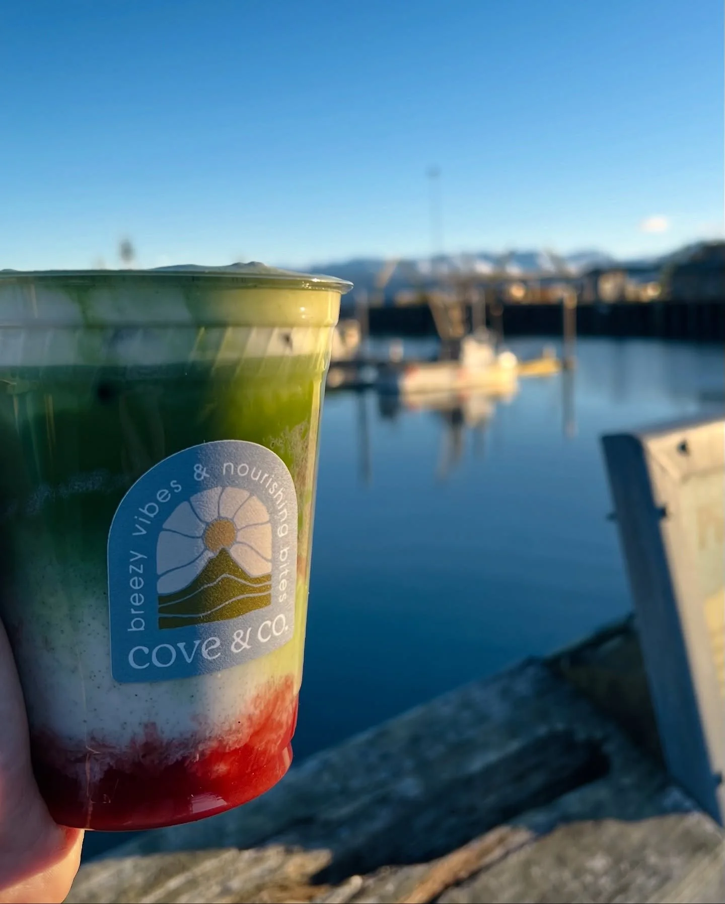 pink tide matcha 🌸
meet the sister to our blue tide matcha &mdash; same cozy vibes, but with a strawberry twist. made with our house-made strawberry syrup + topped with our house-made vanilla cold foam&hellip; while supplies last. 🤤💕