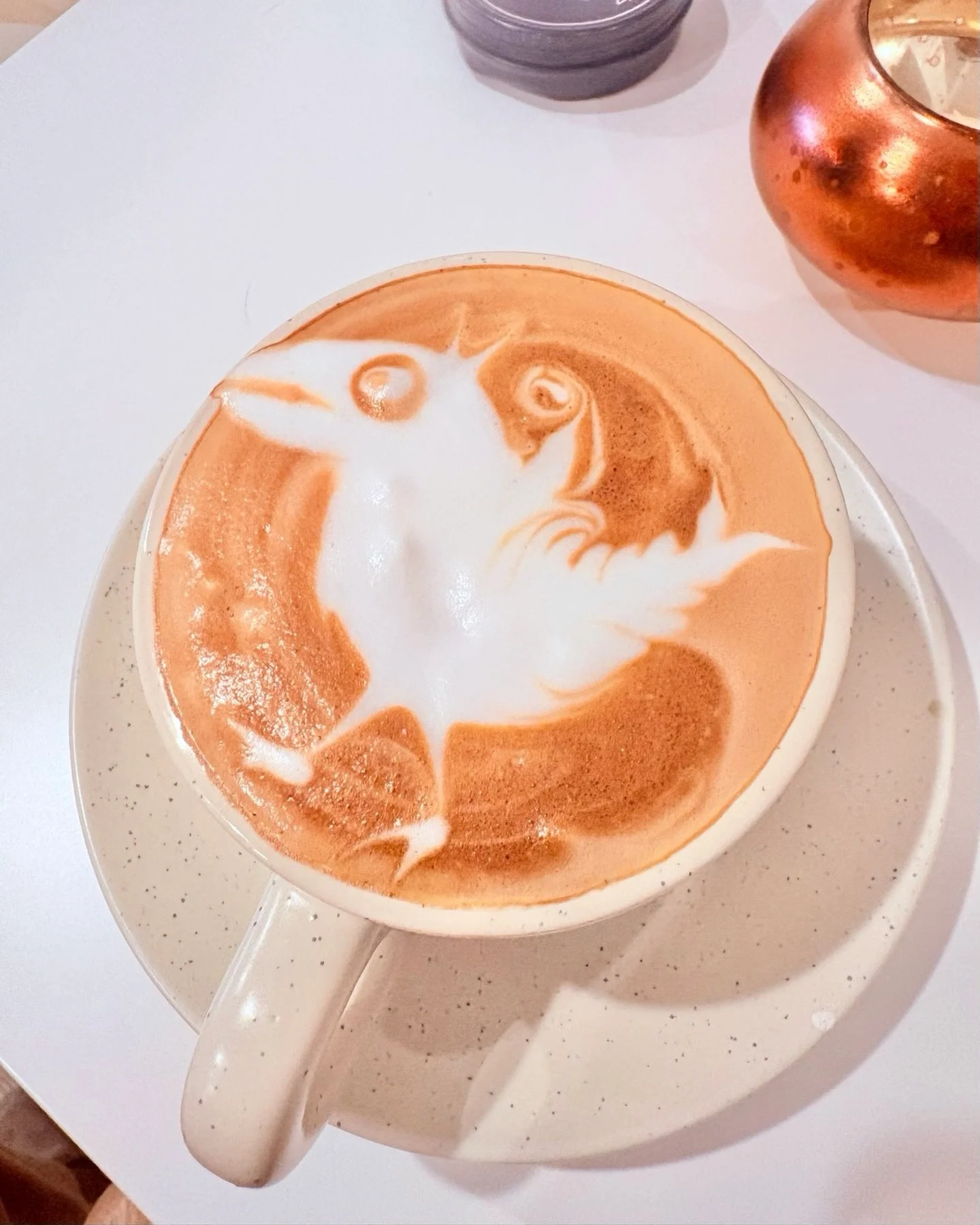 time to grab your best friend, take a walk on the spit, soak up these winter views, and grab your favorite cup of coffee. happy saturday ☕️✨