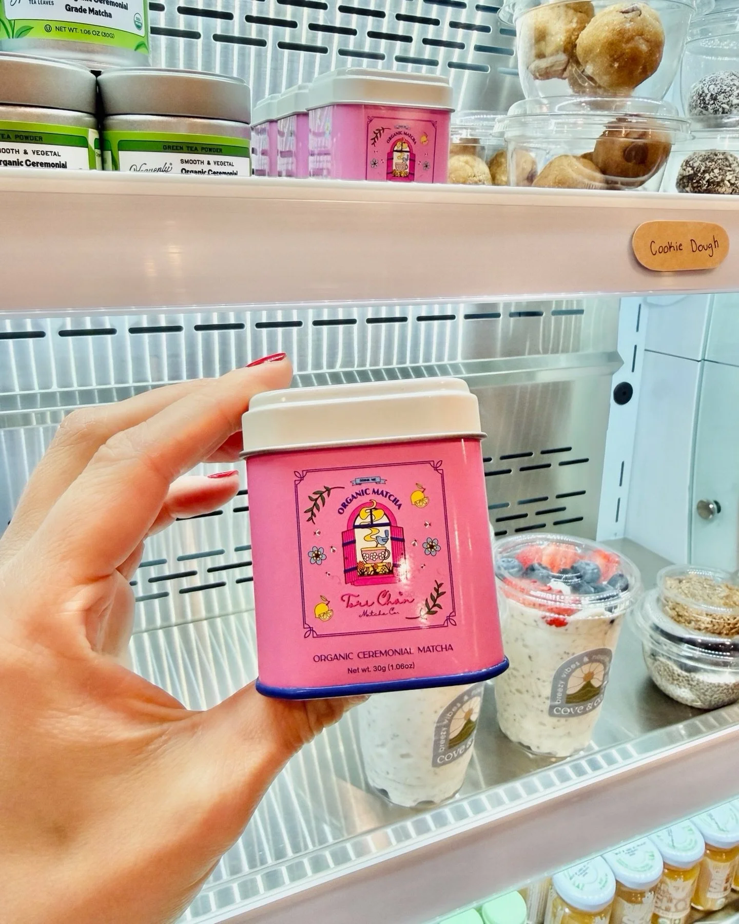 have you ever seen a cuter matcha? 💝

perfect valentine&rsquo;s day gift 💘