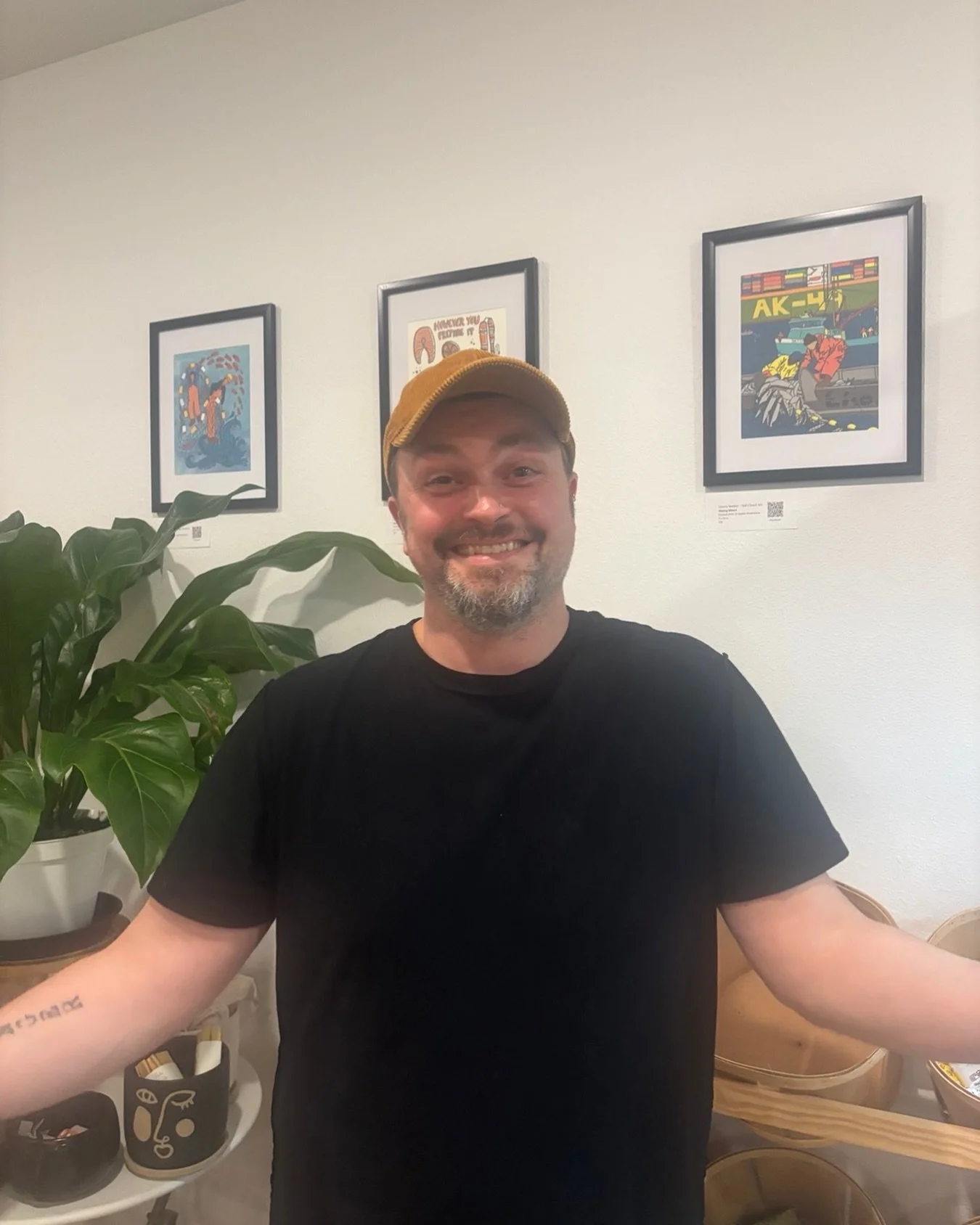 it&rsquo;s travis&lsquo;s last day 🥲 come say hi before he leaves us for his flower farm &amp; other fun adventures 🫂❤️🫶🏼