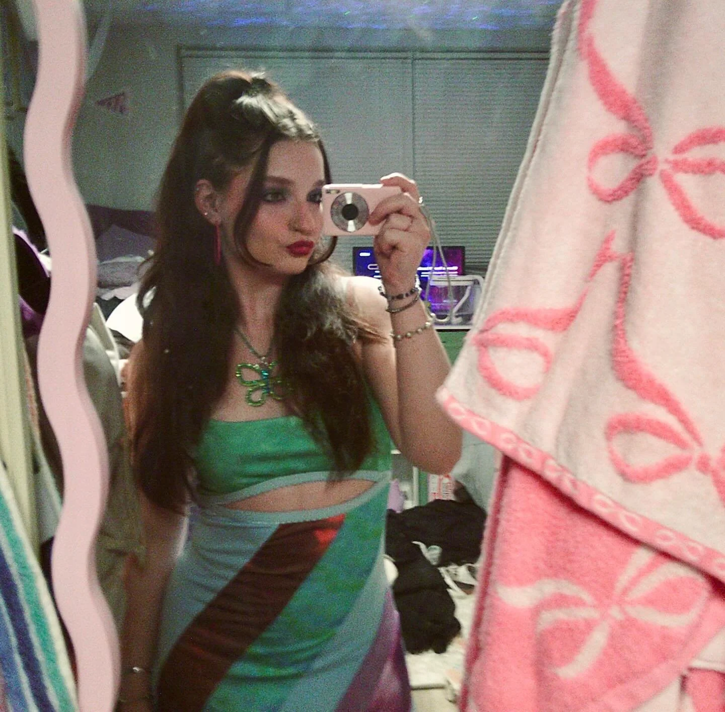 thirty, flirty, and thriving🪩