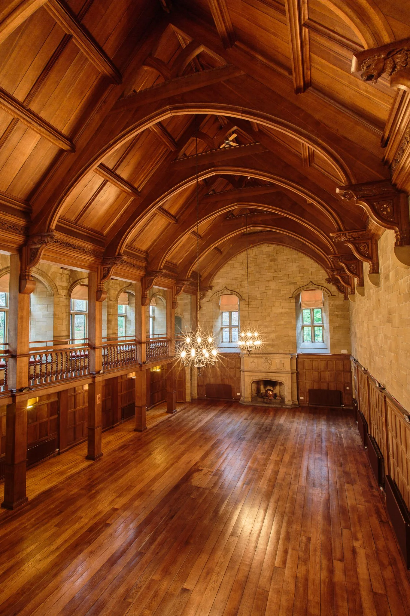 Empty_Ballroom_Portrait_POI_hmctns.jpg