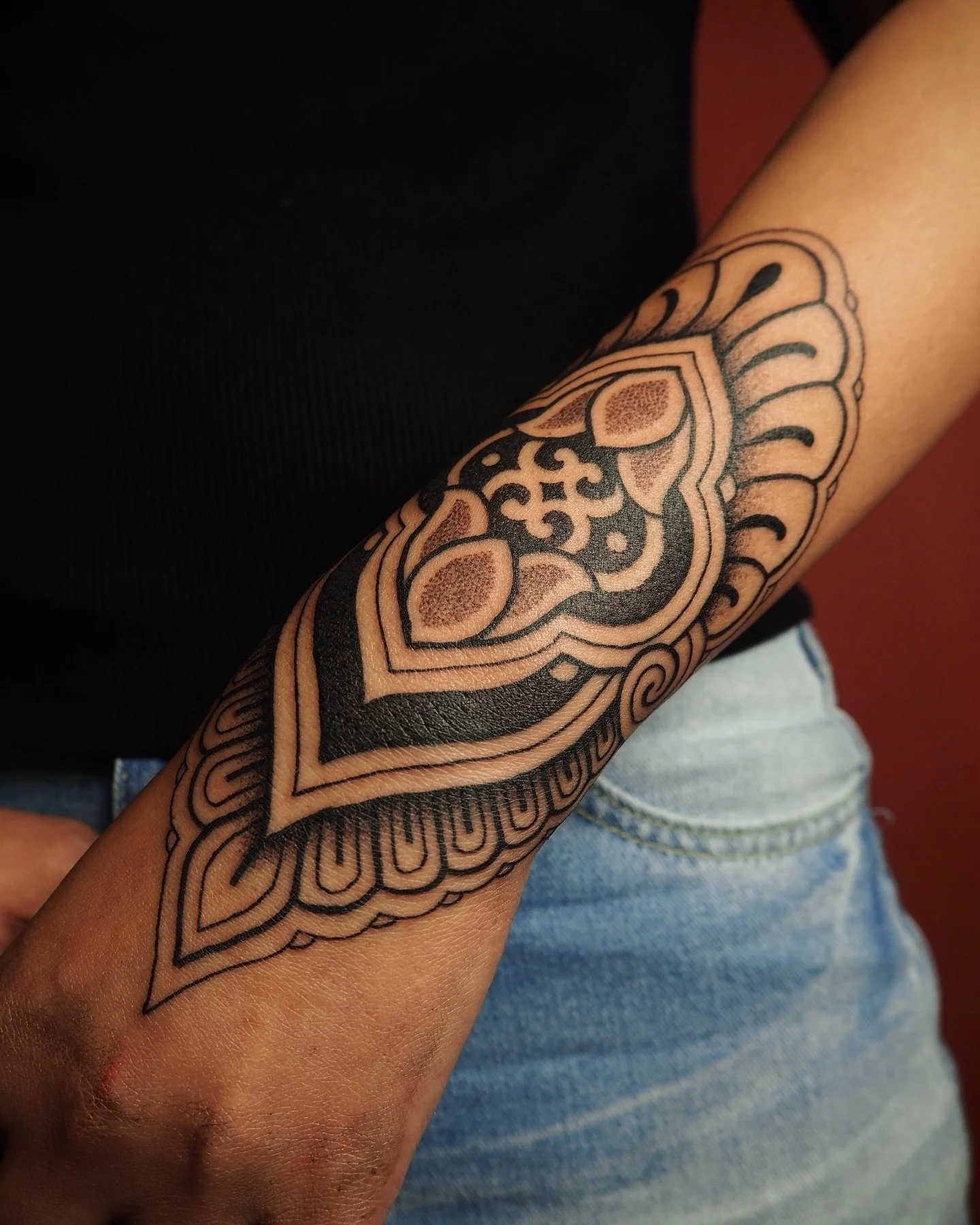 @schyzofrantic 's compilation! We love how his tattoos can transform the client, dm him if this style is up your alley! AUTOBOTS, ROLL OUT