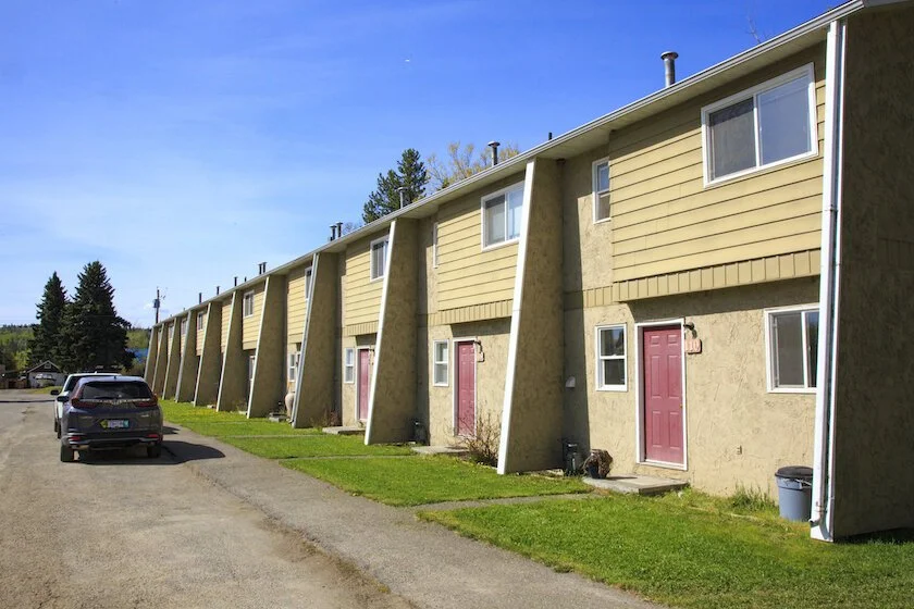 325-columbia-st-w-vanderhoof-unit-2-building-one.jpg