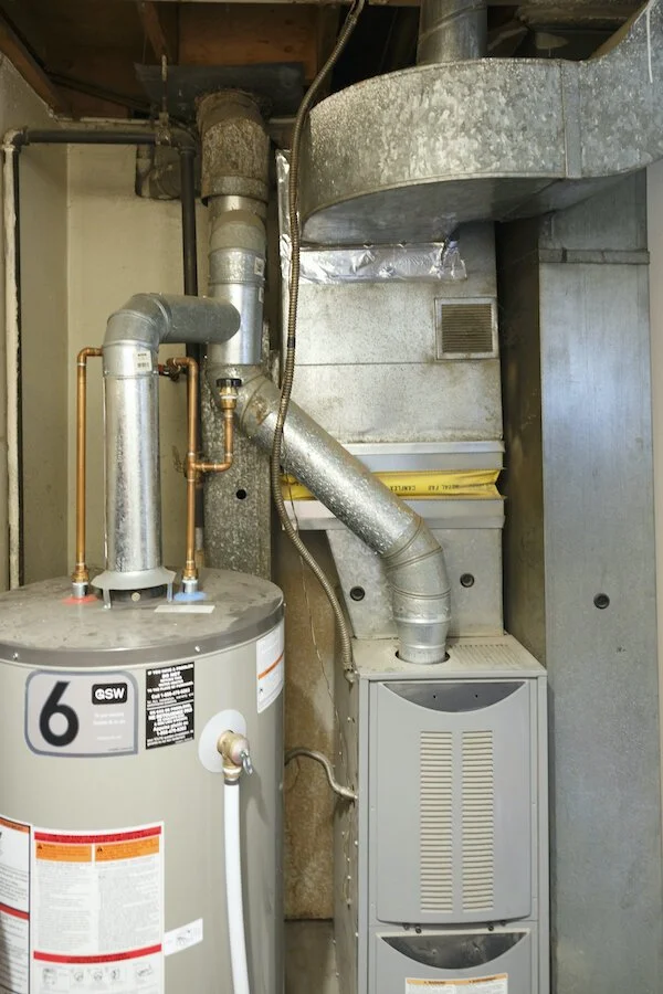 325-columbia-st-w-vanderhoof-unit-1-furnace.jpg