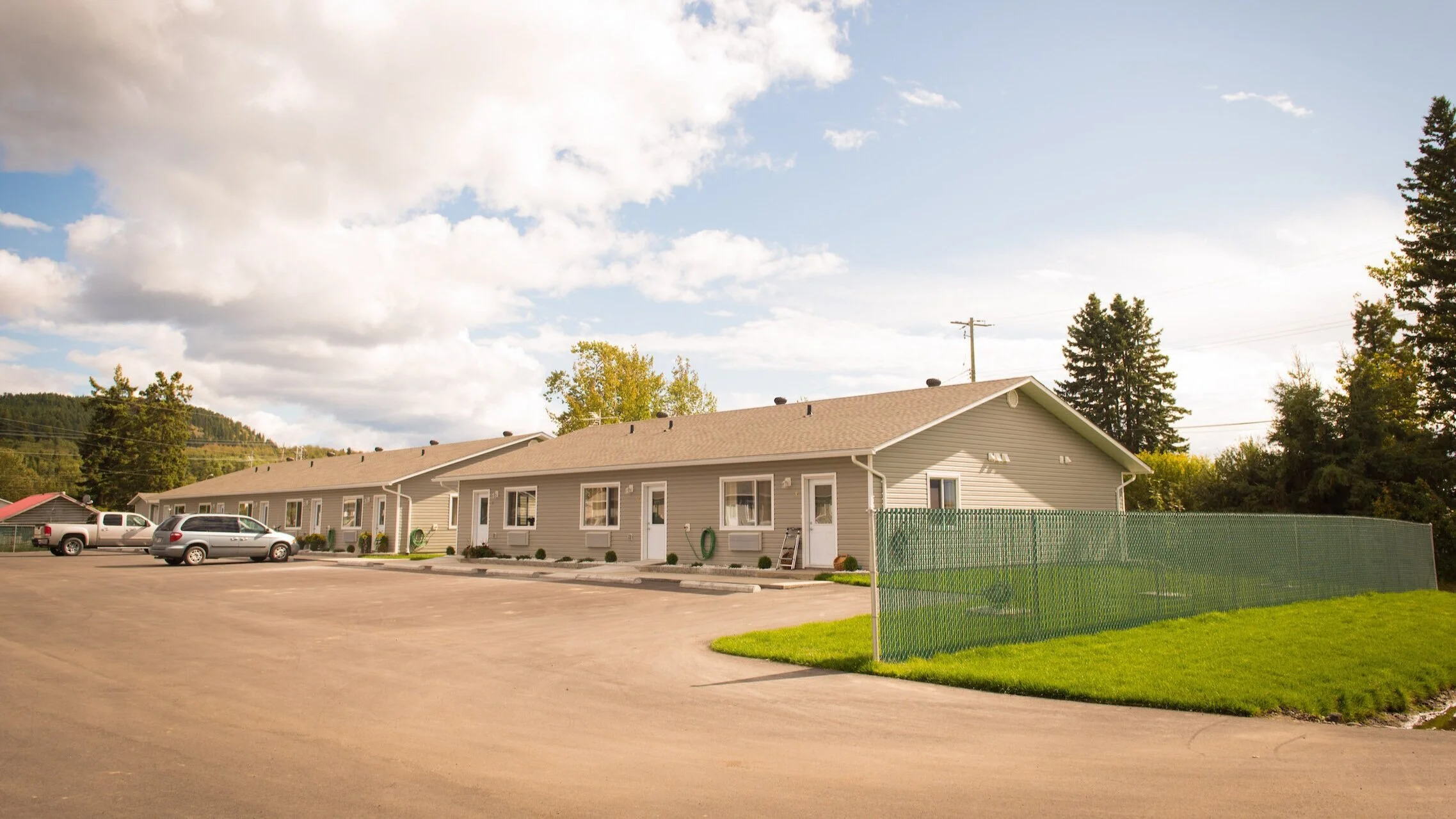 174+2nd+Ave_+Fort+St+James+-+Front+of+Units.jpg