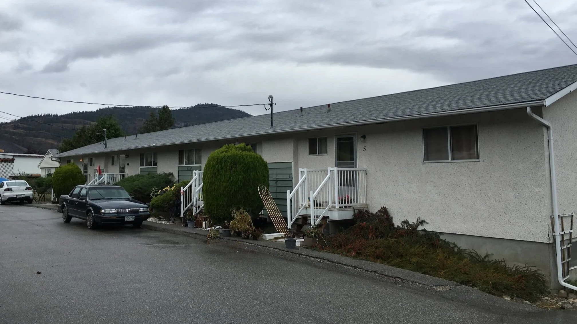 8710+Tomlin+St_+Summerland+Parking+Area.jpg