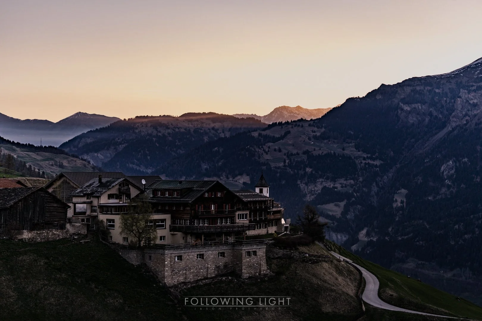 Four Days - Four Seasons