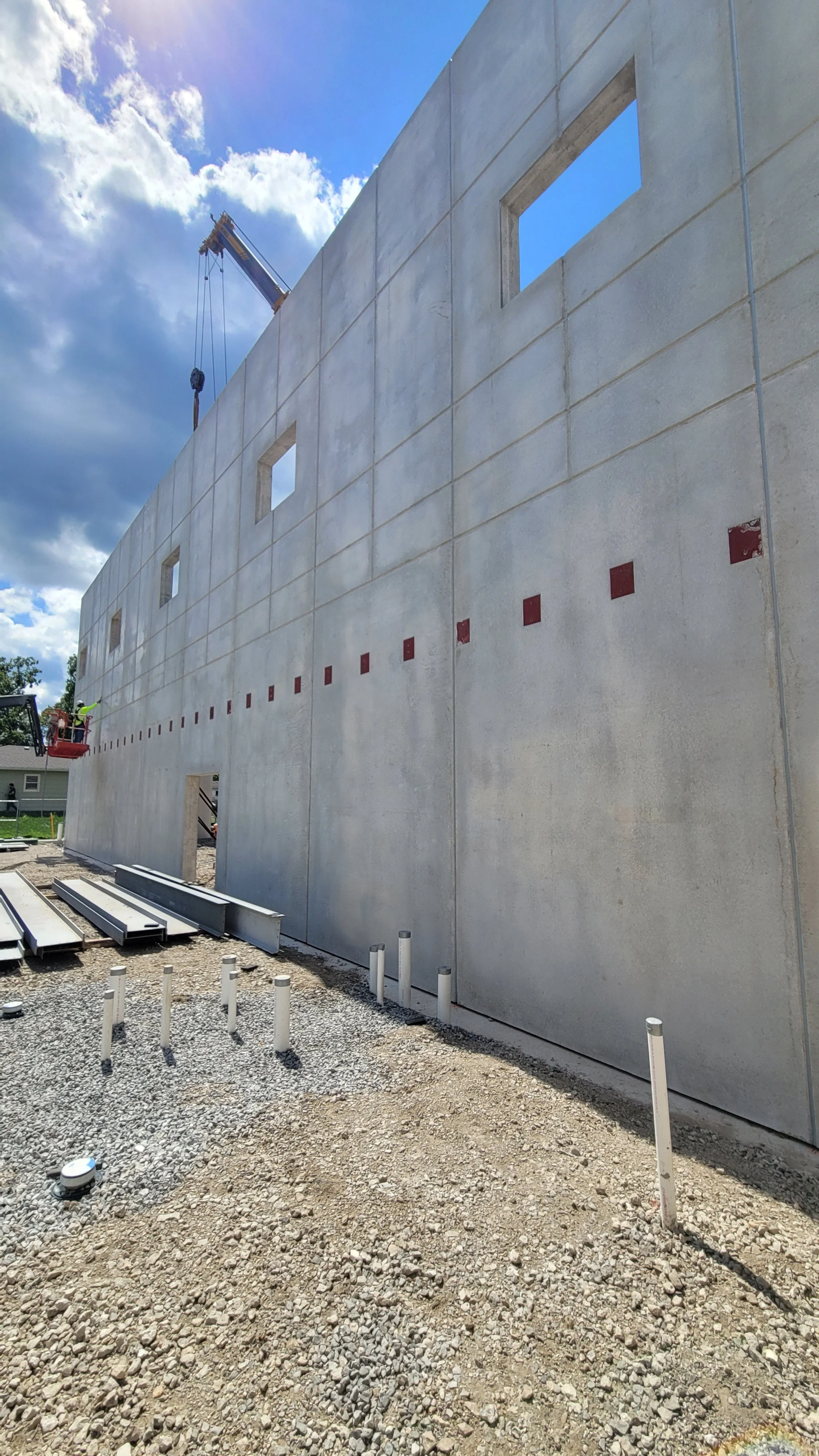 Caulking precast panels 