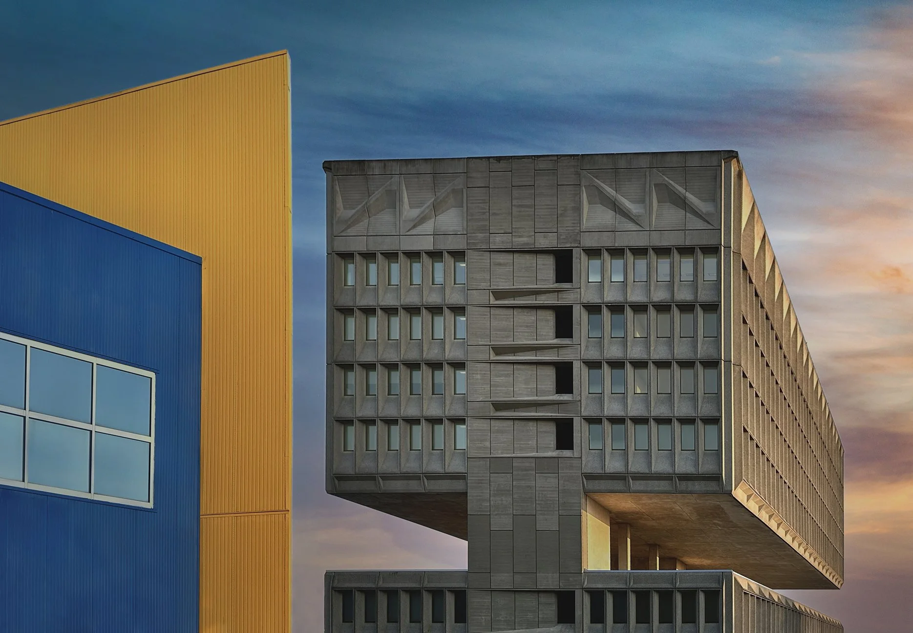 Architecture + Real Estate