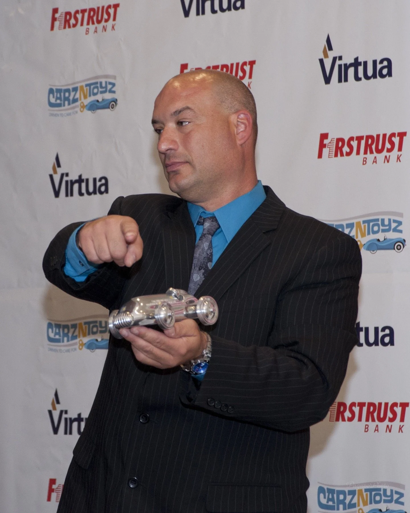 Carz-N-Toyz_Fundraiser2012_8212.jpg