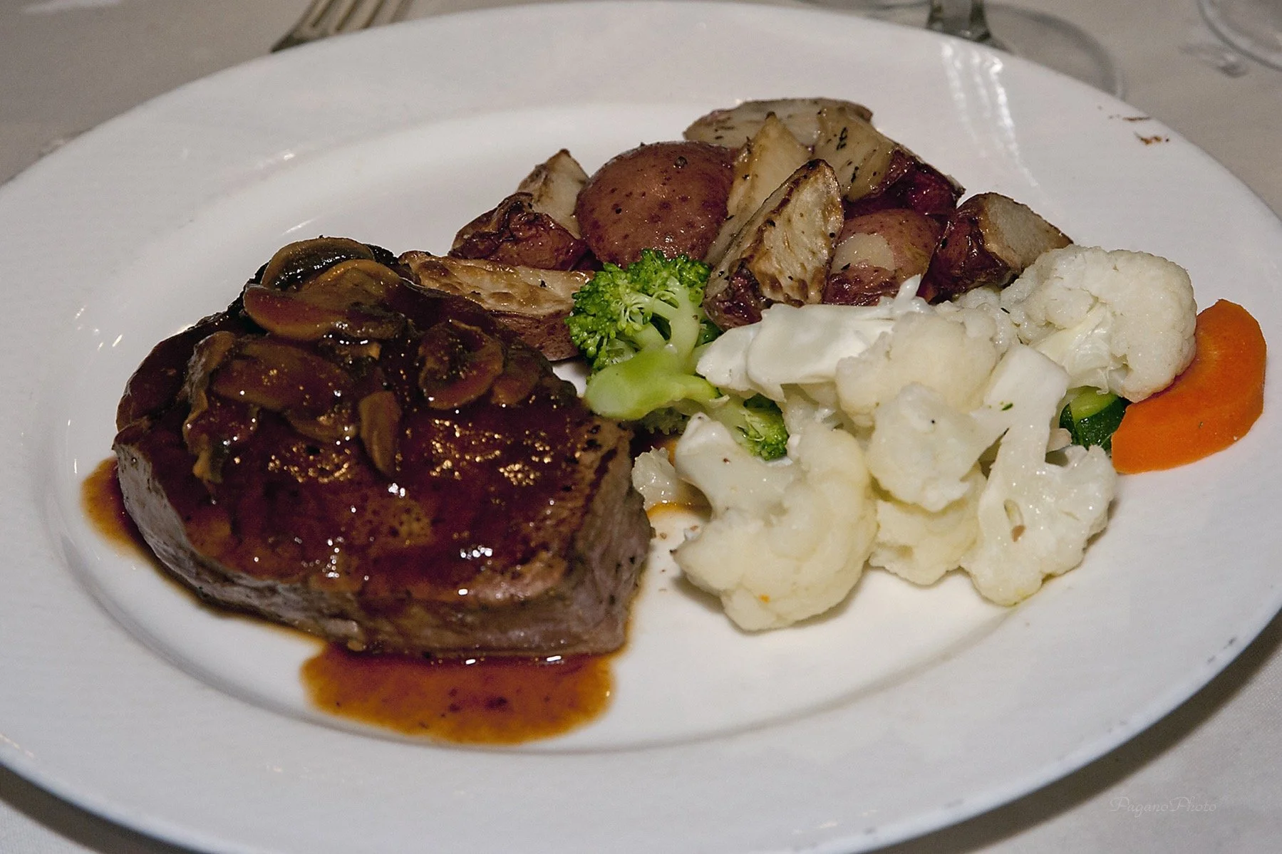 Carz-N-Toyz_Fundraiser2012_8175.jpg