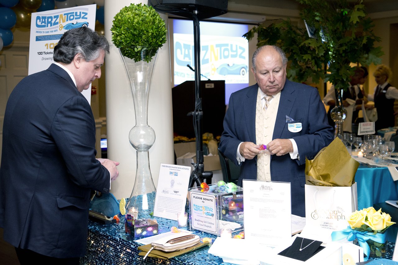 Carz-N-Toyz_Dinner2017_9424.jpg