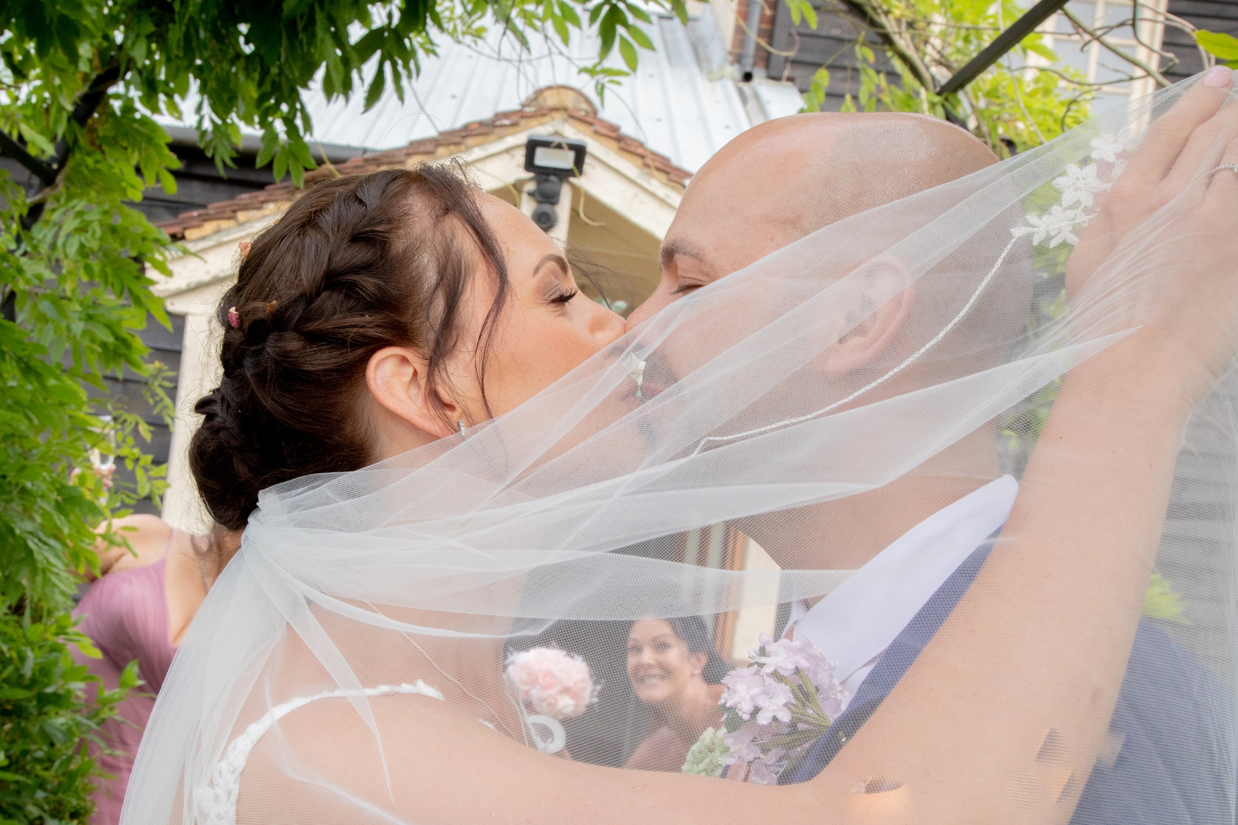 Wedding photo ideas Rayleigh.jpg