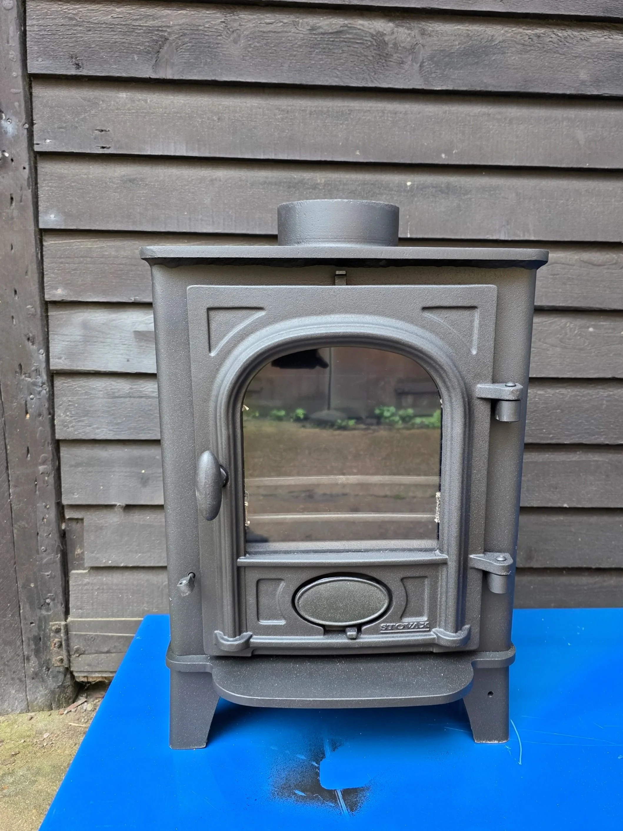 Stovax Stockton 3 - 3.5kw - Fully Refurbished - Satin Black W 389mm x H 510mm x D 291mm 