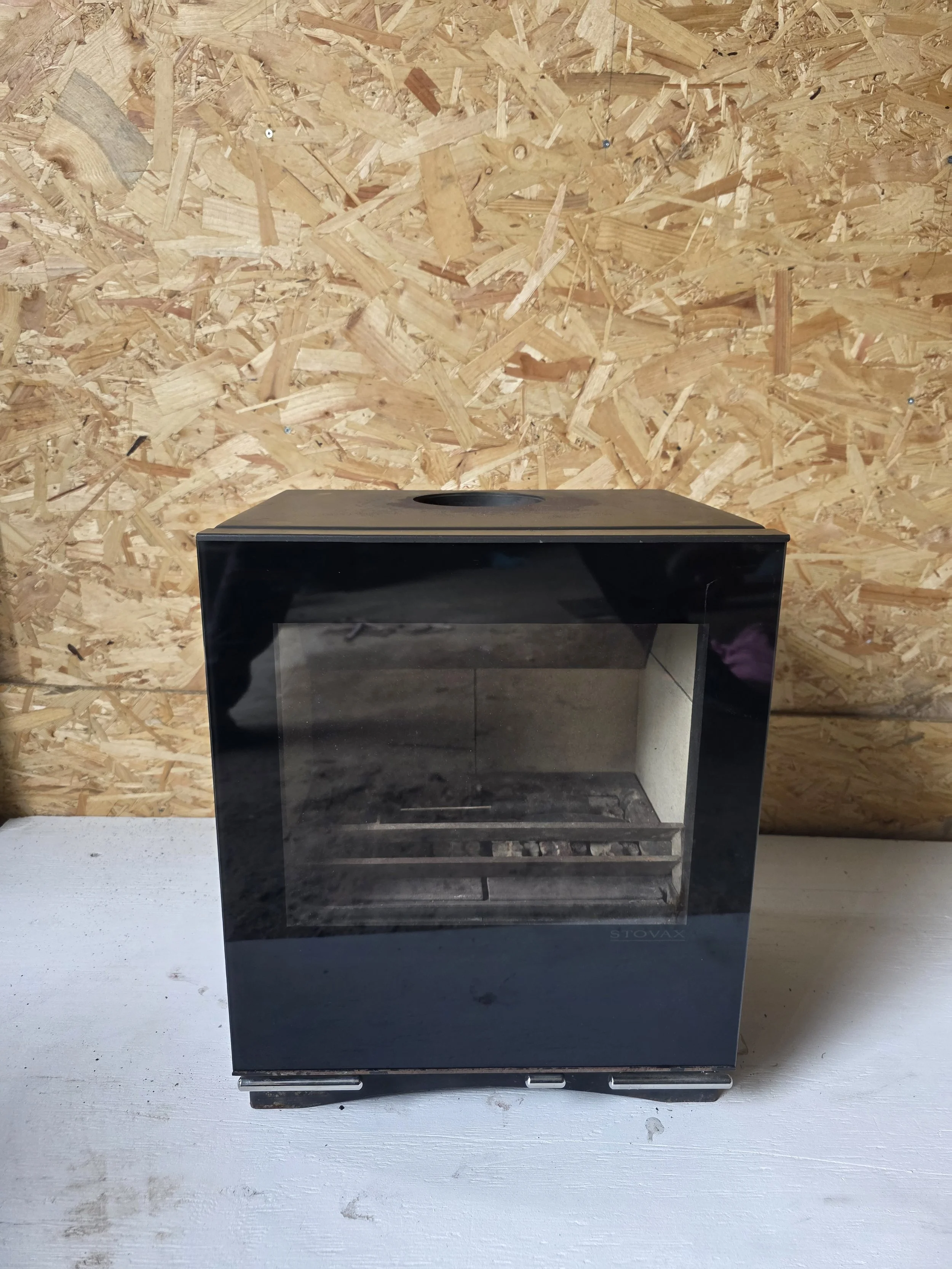 Stovax Riva Midi - 6.5kw - New Bricks, Fully Serviced - 415mm W x 510mm H x 300mm D