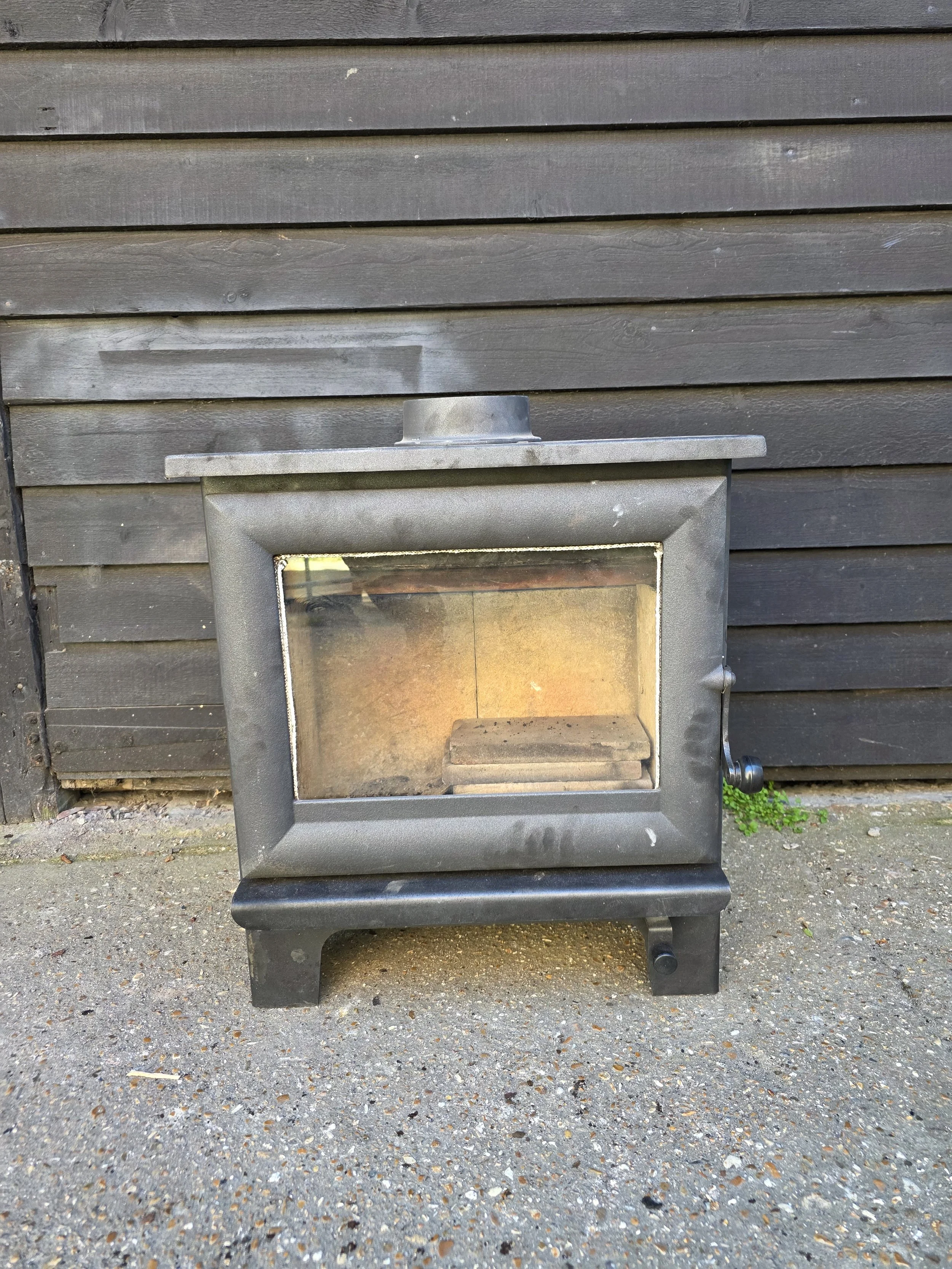 Firenzo Hastings 5kw - DEFRA Stove - Wood Only
