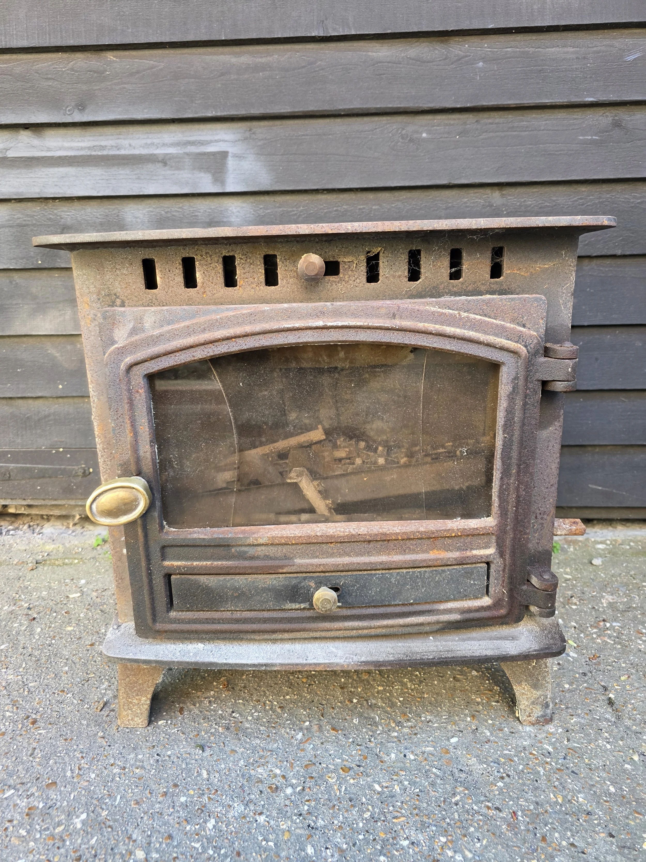 Herald Hunter 5kw - Multi Fuel - Deposit Taken