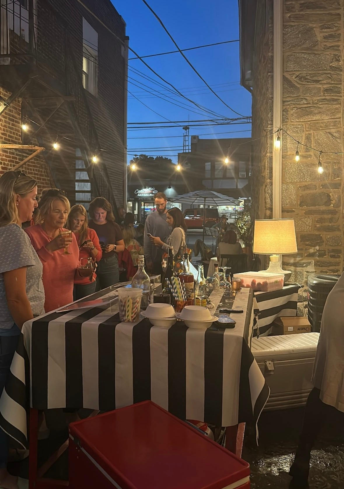 Flora Pop-Up Bar