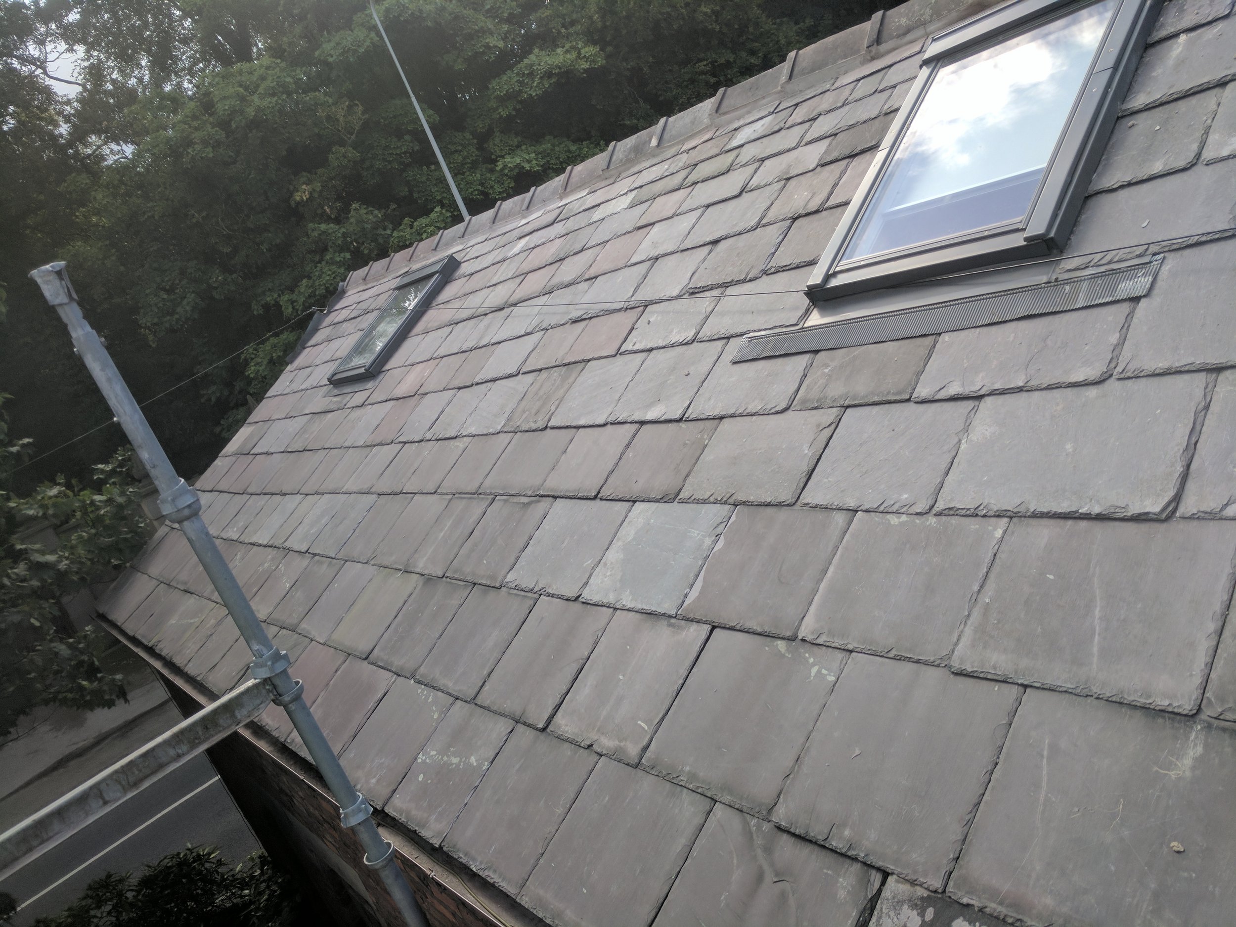 slate-roofing-velux-cornwall-south-west.jpg