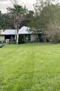 Multiple furniture items removed from a home in Spring Hill, FL by Five Alarm Dumpsters during a full-service junk pickup