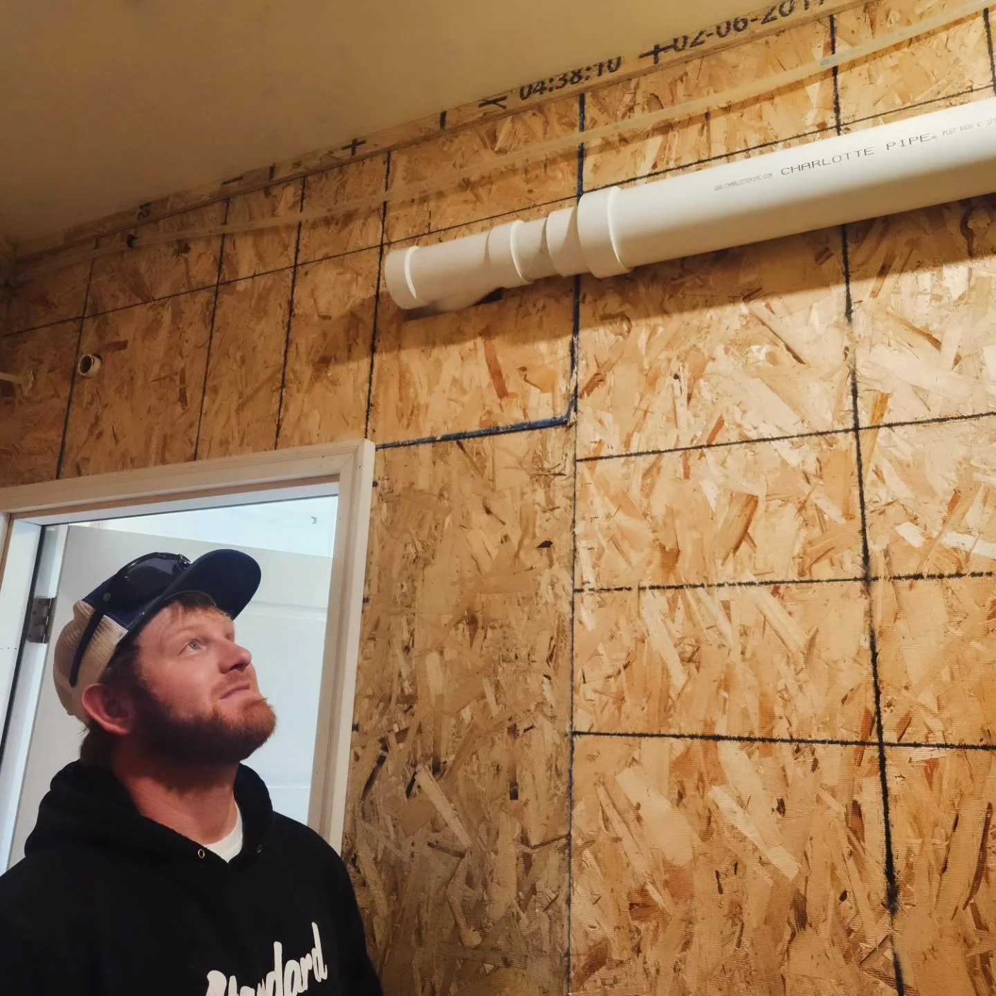 He gets shy when I post his beauty shots... but thats the face of a man who takes pride in the work he does 🩷

#bluecollarpride #husband #father #provider #hardworkdedication