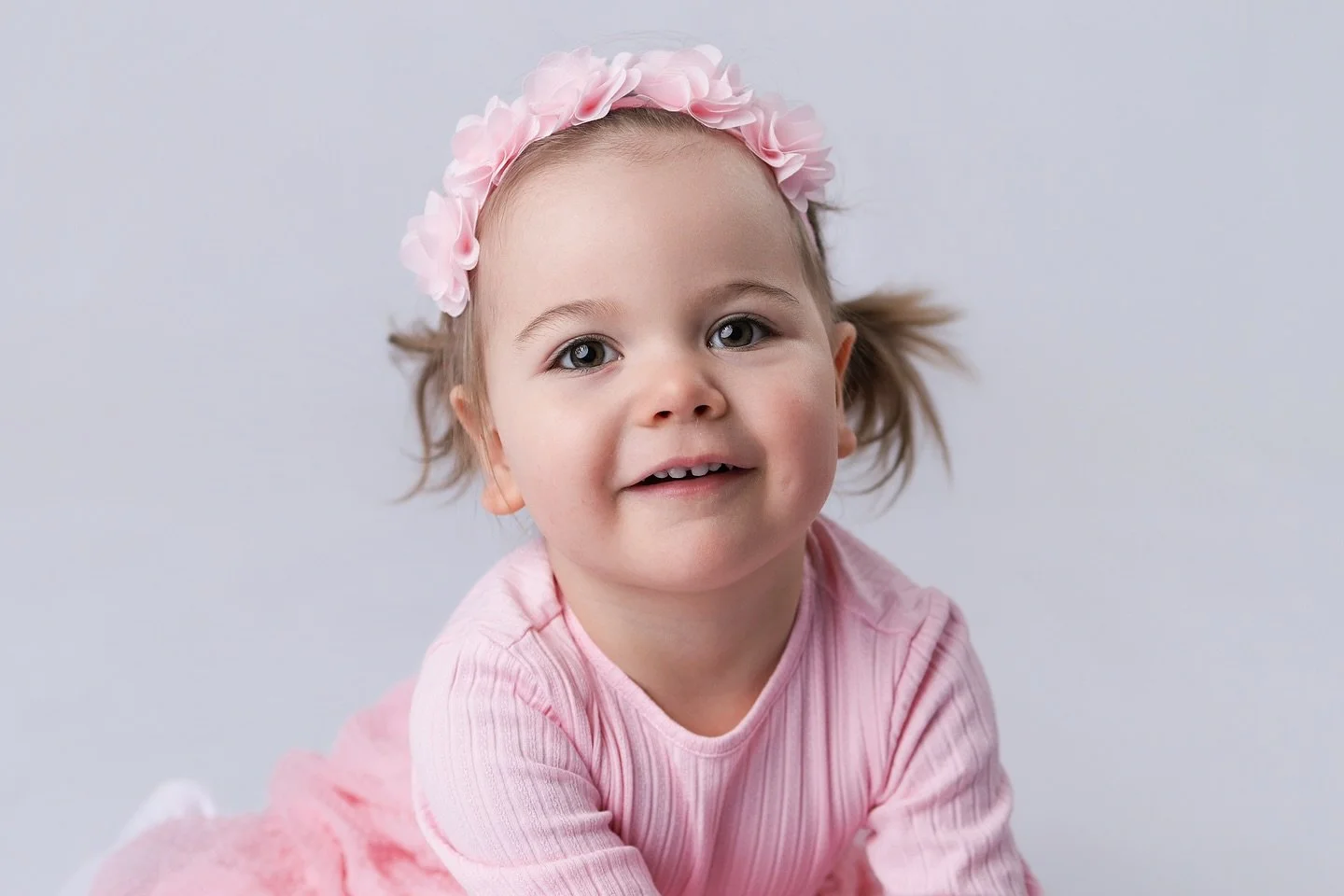 &Oslash;nsker dere en rolig og fin helg.
Det er fortsatt noen ledige timer i februar/mars for nyf&oslash;dt- og barnefotografering i studio.