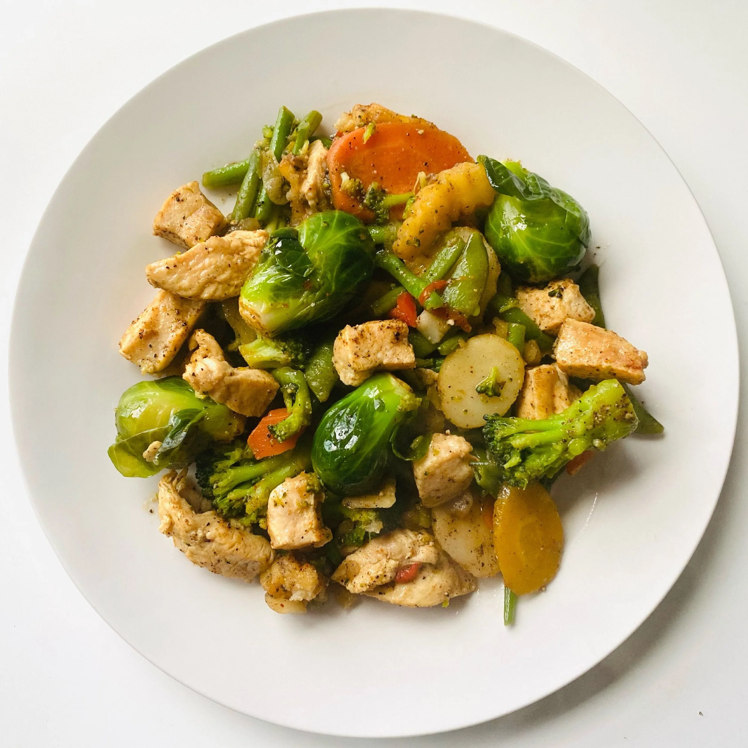10-Minute Lazy Keto Chicken Teriyaki Stir-Fry