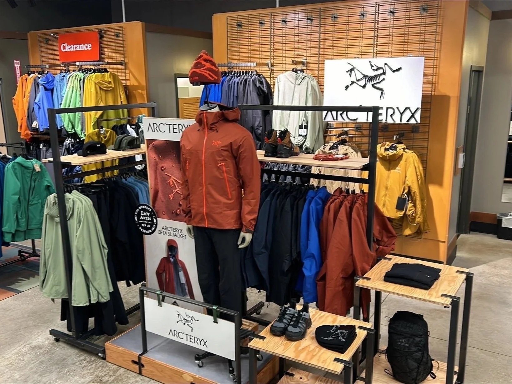 arcteryx.jpg