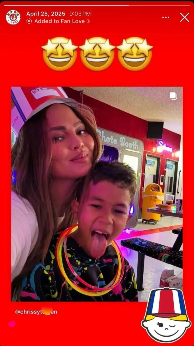 HDOS+Chrissy+Teigen.jpg