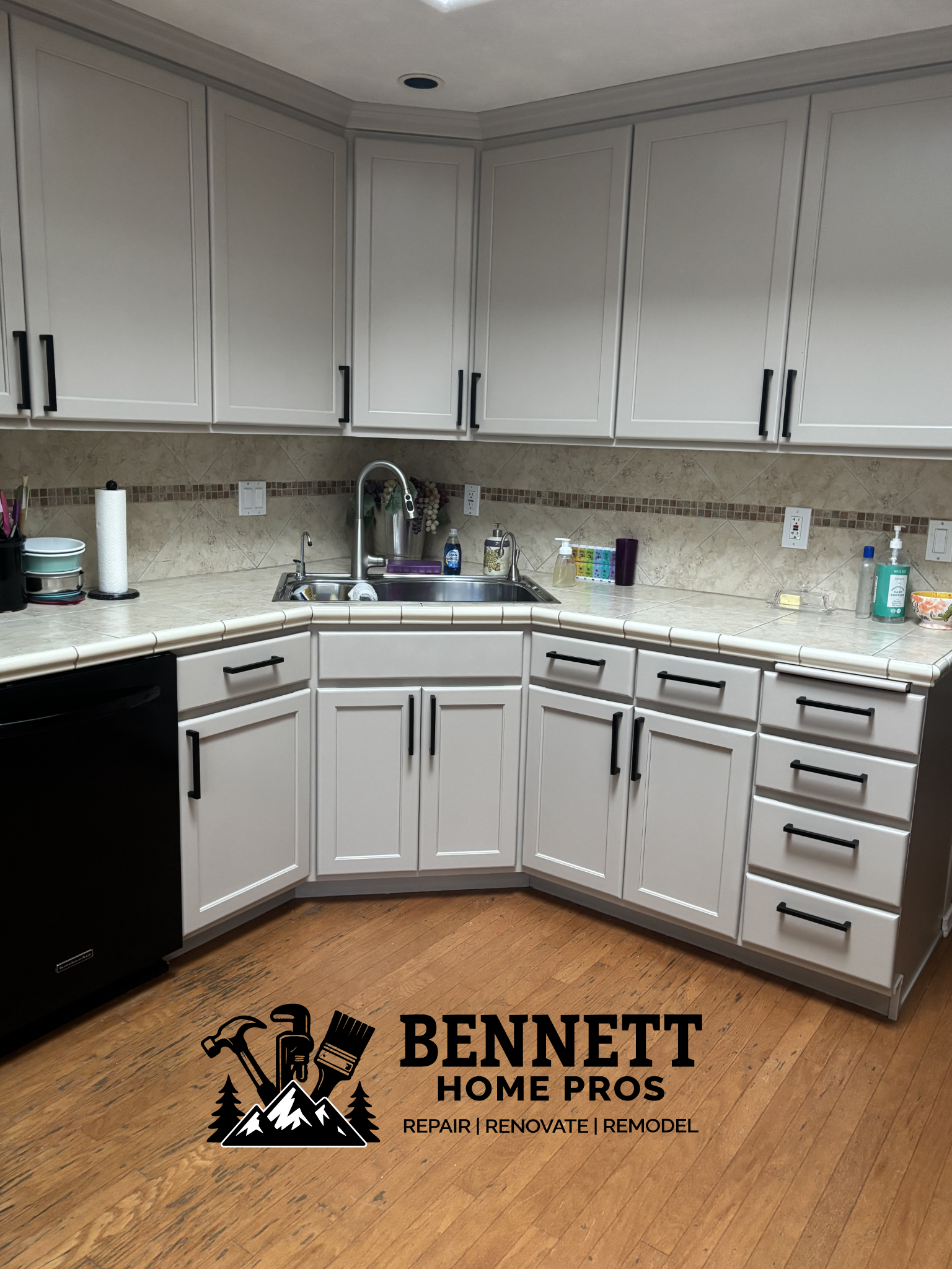 Why Cabinet Painting Is One of the Best Kitchen Upgrades in Bend, Oregon