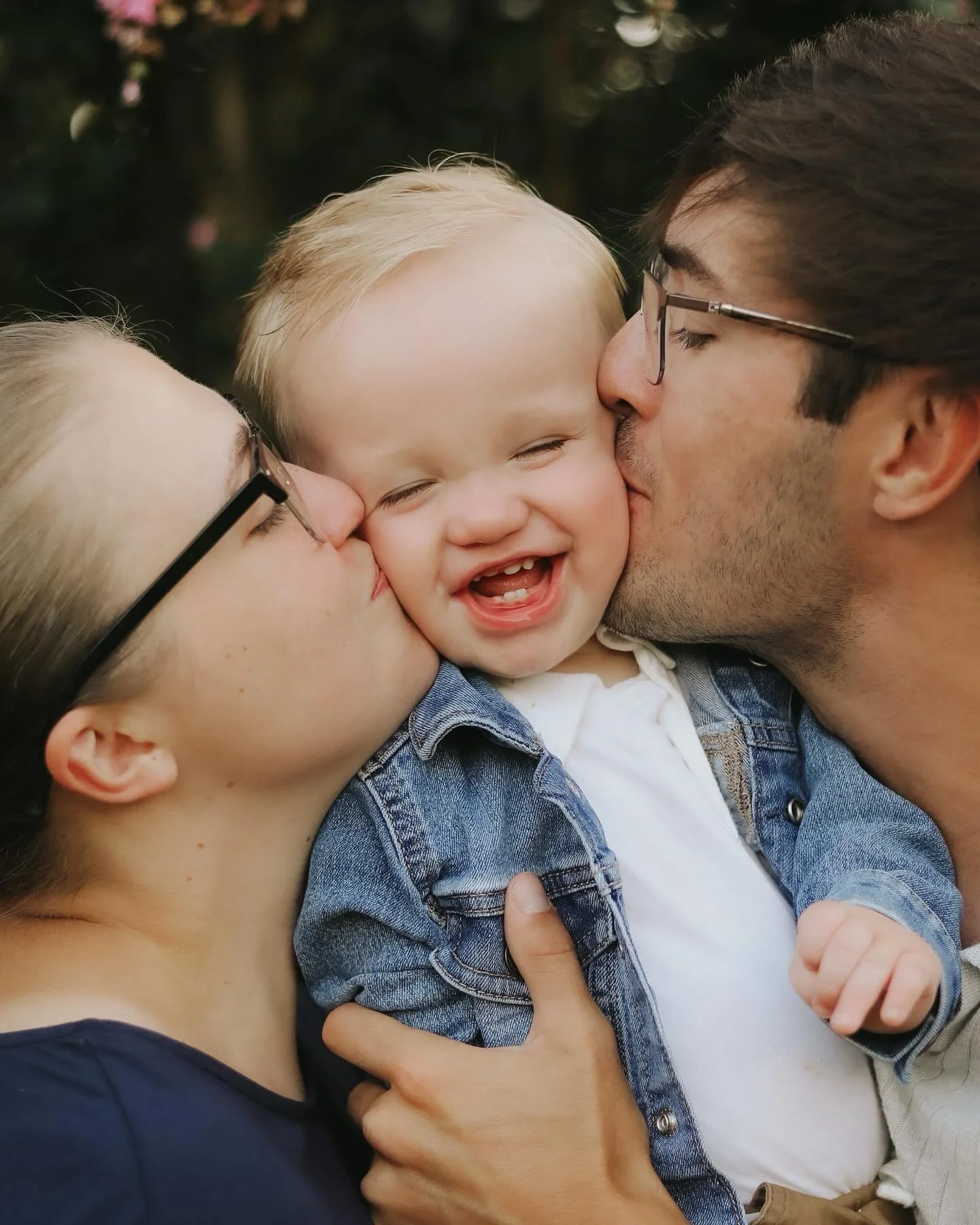 The best memories are made together~ 💛🫶

I had the joy of doing this beautiful family session for some dear friends of mine!! Oh how sweet summer family sessions are 🥰

#oliviaantonphotography #lexingtonkyphotographer #lexingtonphotographer #kypho