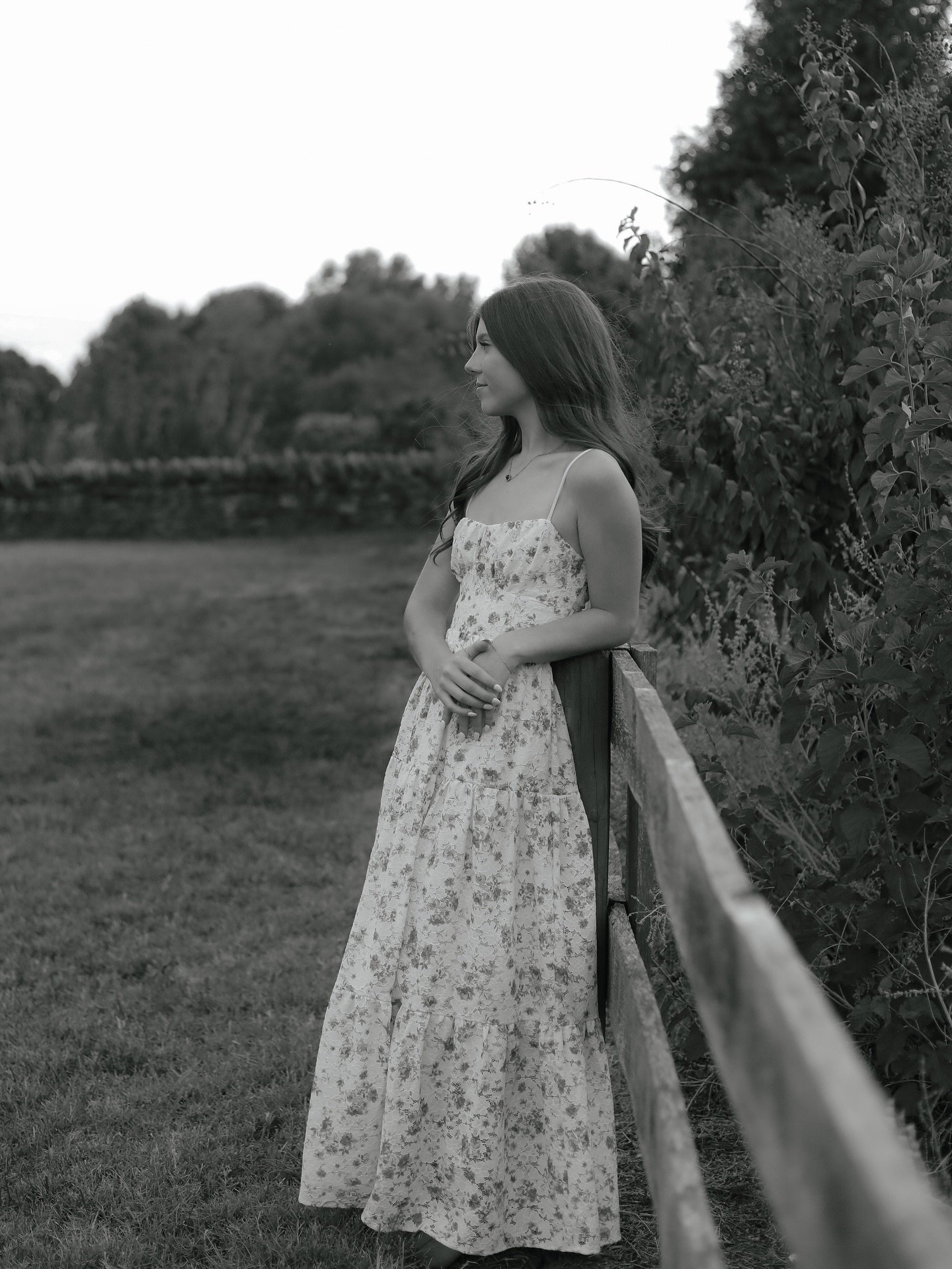 reverie

(n.) a state of being pleasantly lost in one&rsquo;s thoughts; a daydream.

#oliviaantonphotography #lexingtonphotographer #lexingtongradphotographer #lexingtonkyphotographer #kyphotographer #lexingtonky #ky #graduated #collegelife #universi