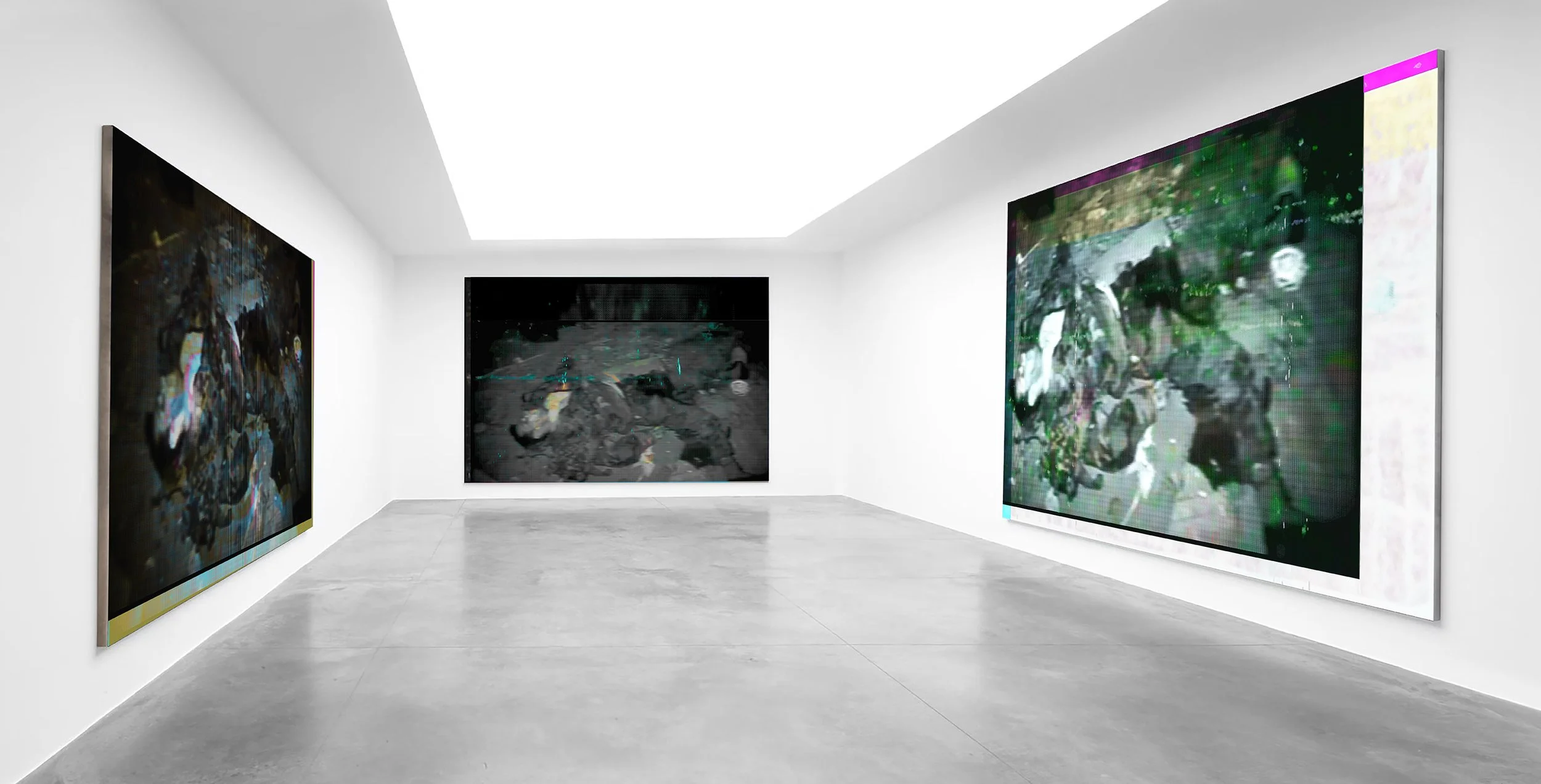 Destroy Capitalism – Interrogate the White Cube