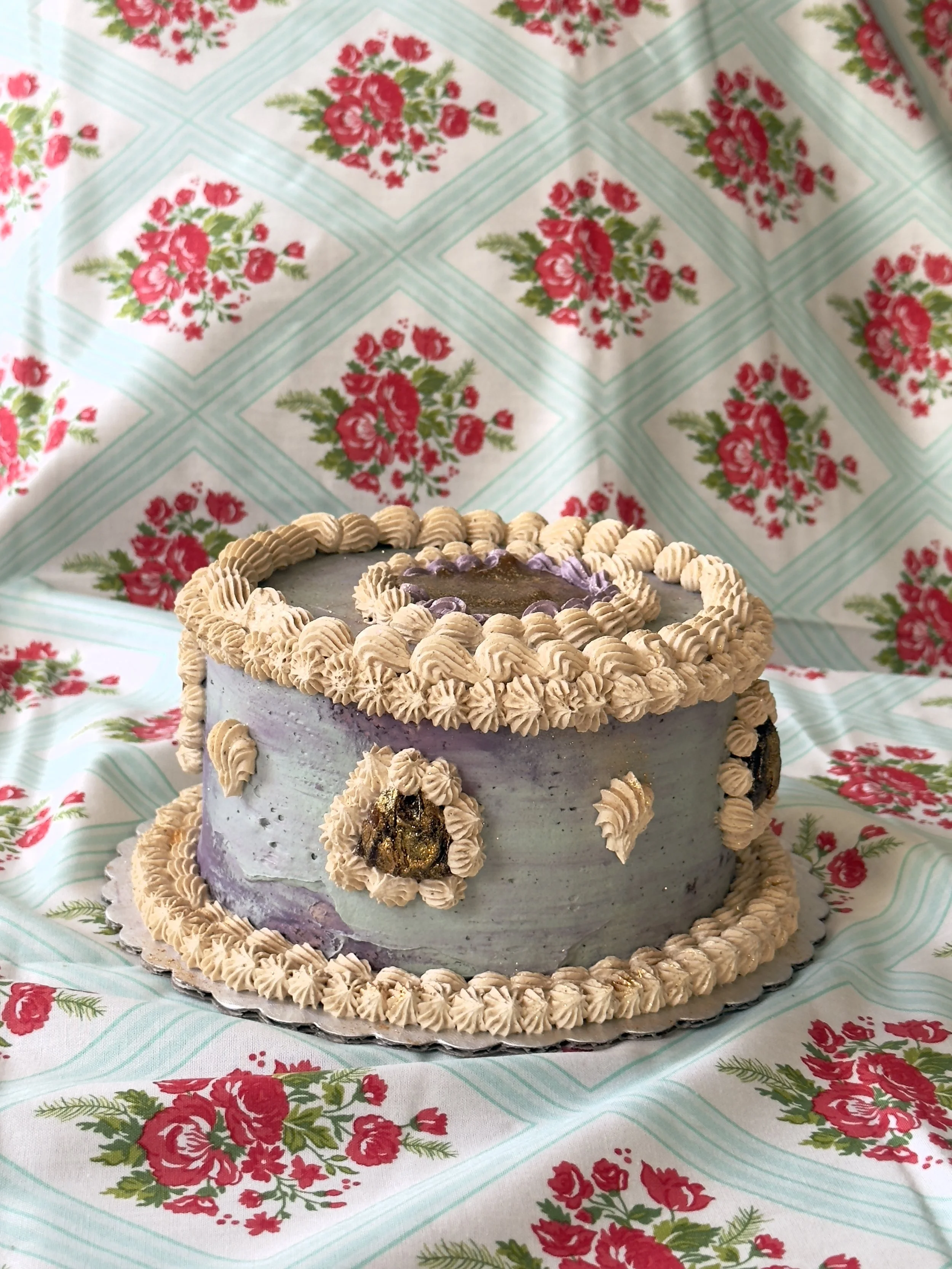 sticky date sponge with a rich toffee filling + brown sugar meringue buttercream