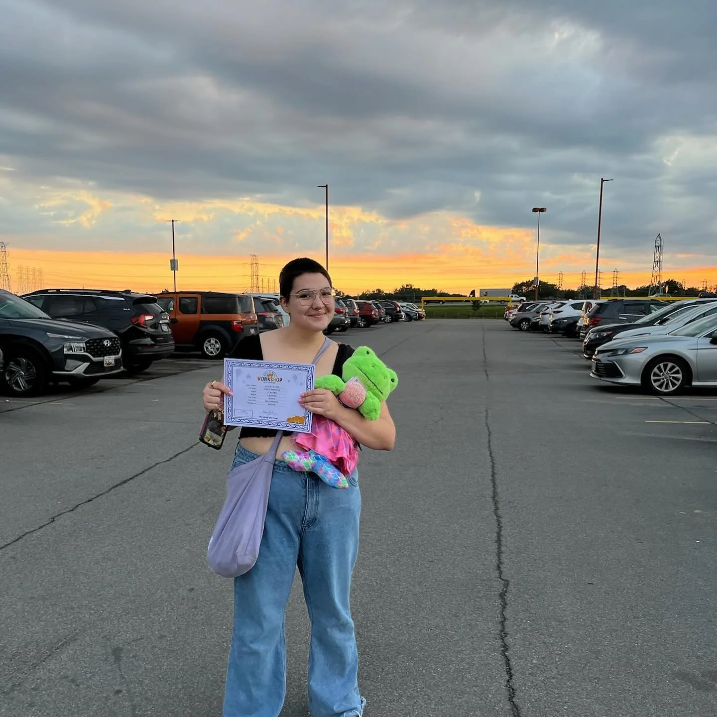 imagine being besties for 10 years !! and this is only ur third time meeting !! i&rsquo;m out here living my best possible life 🫶🏼