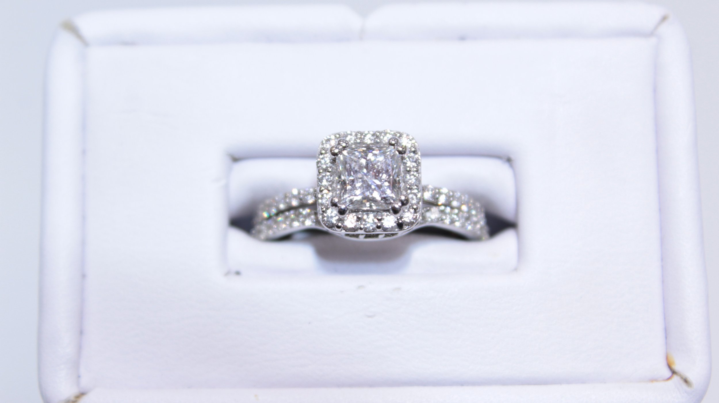 Engagement_Ring_105-00507.JPG