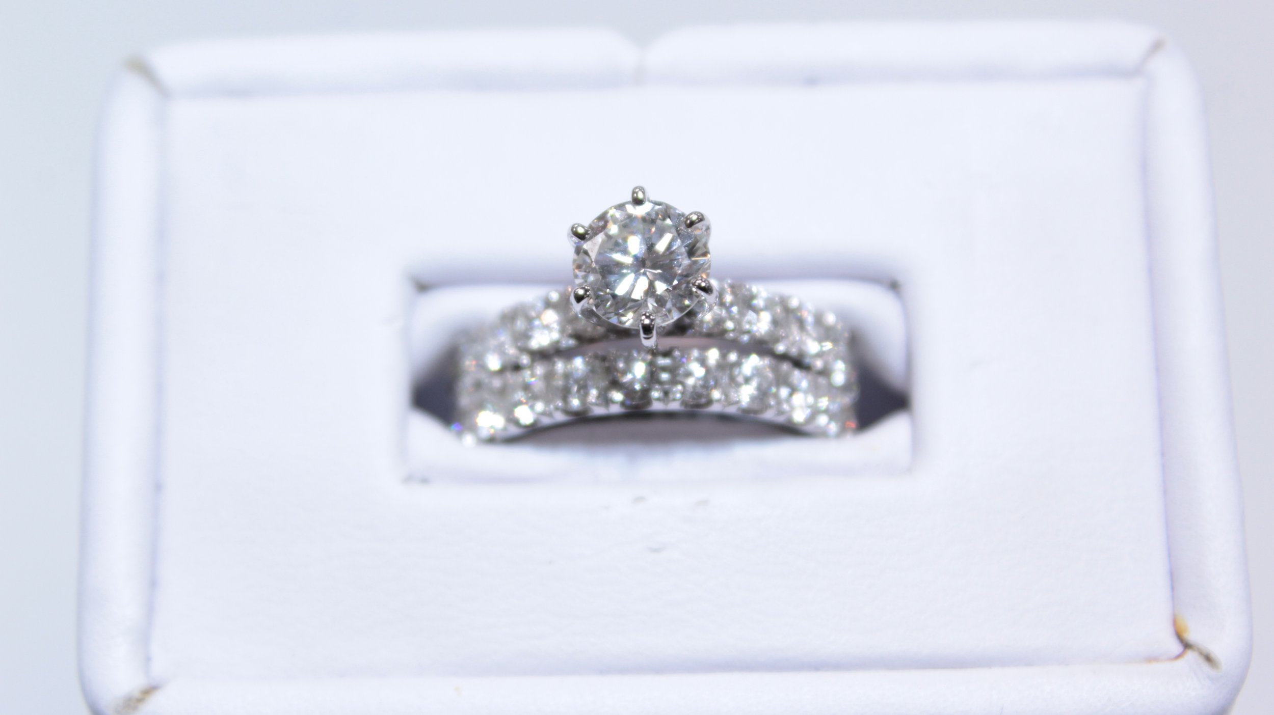 Engagement_Ring_105-00496.JPG