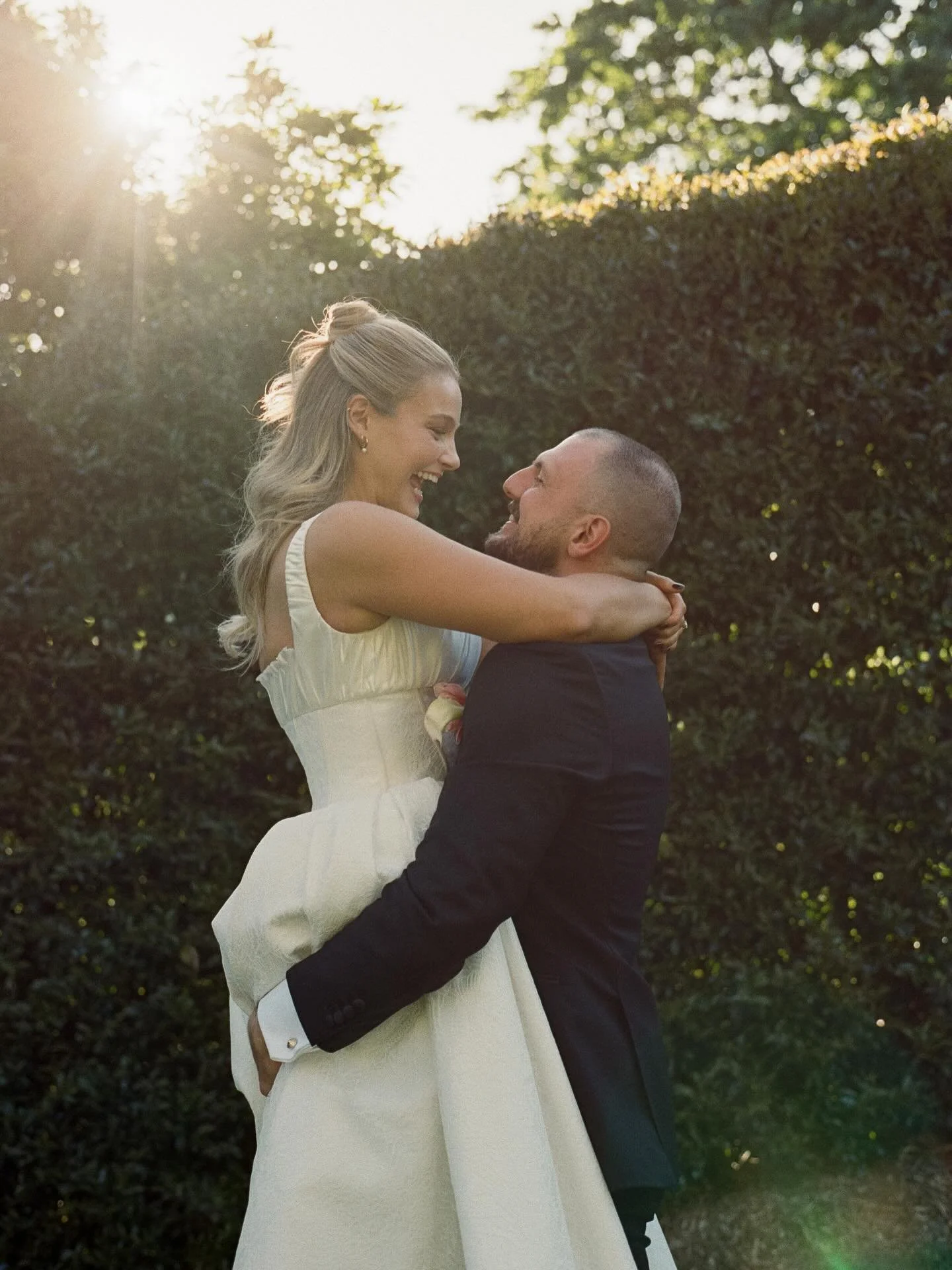 Nyssa &amp; Josh captured on film by @oliverhartley.studio 🤍📸

Venue @worrowing 
Planner &amp; Styling @baywindowevents 
Florals @pastoraleflower 
Photographer @oliverhartley.studio 
Hair &amp; Make Up @bridalglowco 
Gown @flourestudio 
Cocktails @