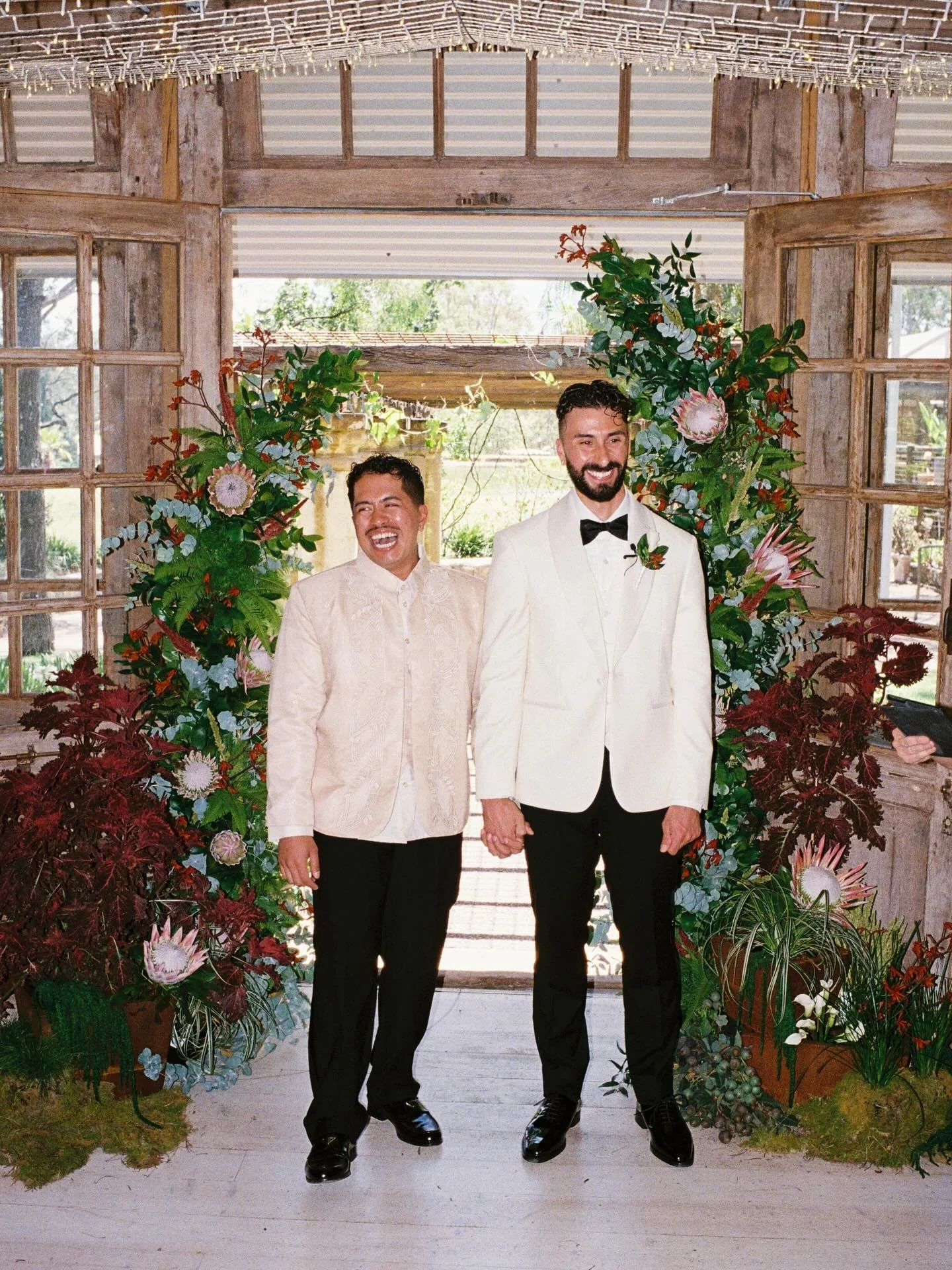 Finding a song to match the energy of this wedding was almost impossible. So I settled on some sneaky sound system. A little cheeky, a little fun and ALL the vibes - just like E&amp;A&rsquo;s day.
I often share the aesthetics of a wedding day but wan