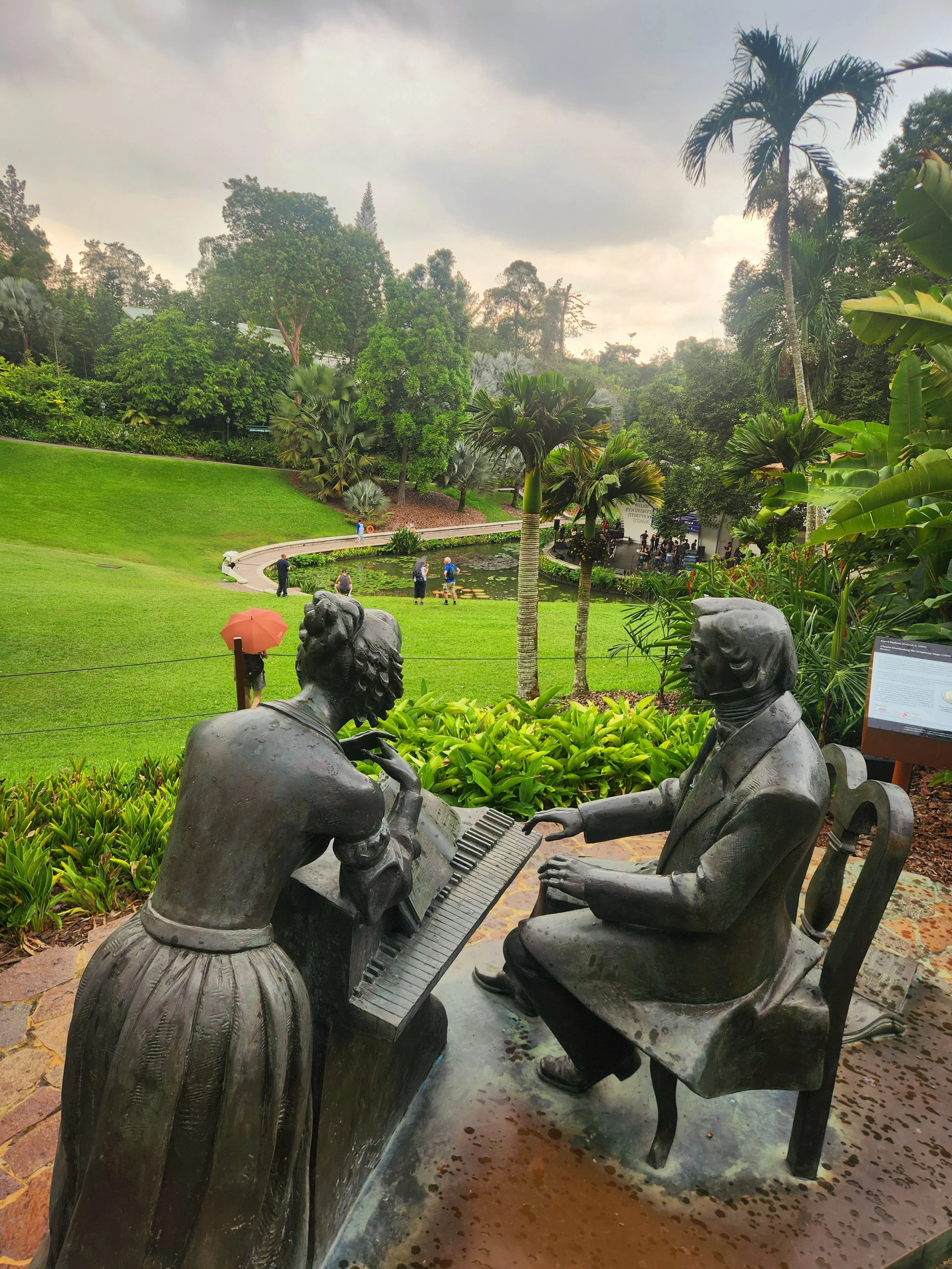 Podróże - Singapur. Pomnik Chiopina.. Singapur po polsku.