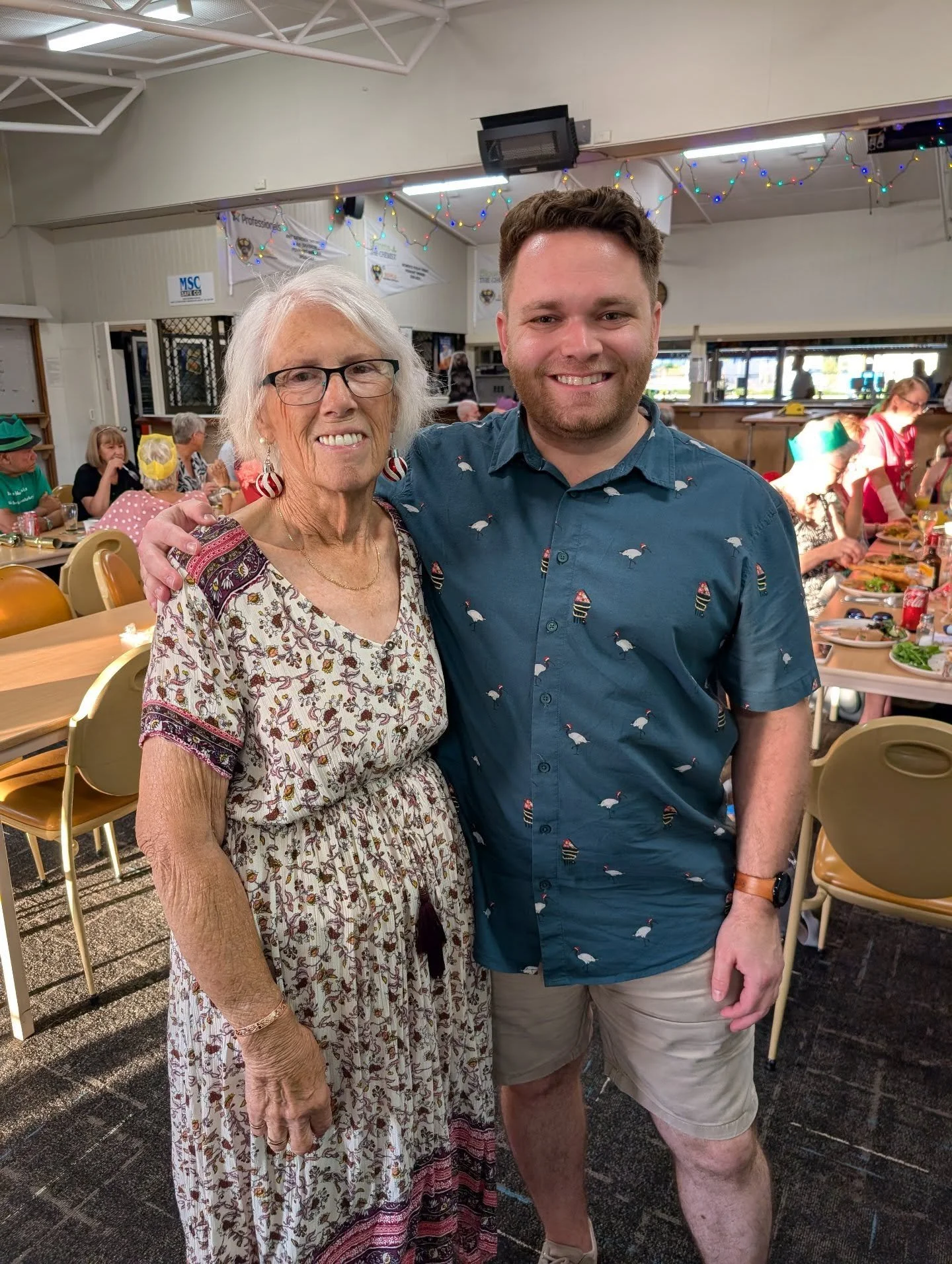 The Christmas cheer continued tonight down at the Bedford Bowling Club! The usual Friday night "wheel of fortune" saw an additional round of prizes that I donated as a special festive treat!

I'm pleased that lovely Lesley won not once, but